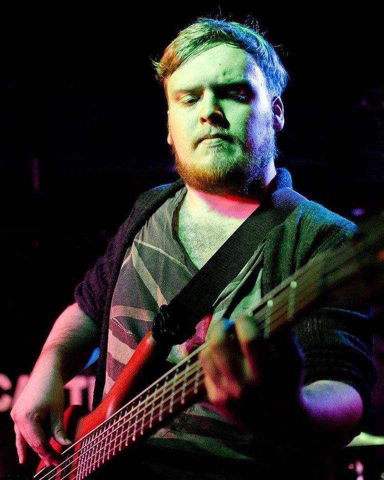 Max Stringer - Bassist