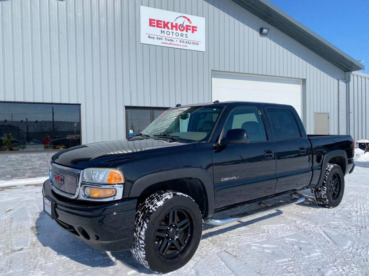 Eekhoff Motors - 🚨 🚨 NEW DENALI!!! 🚨 🚨 Our 2005 GMC... | Facebook