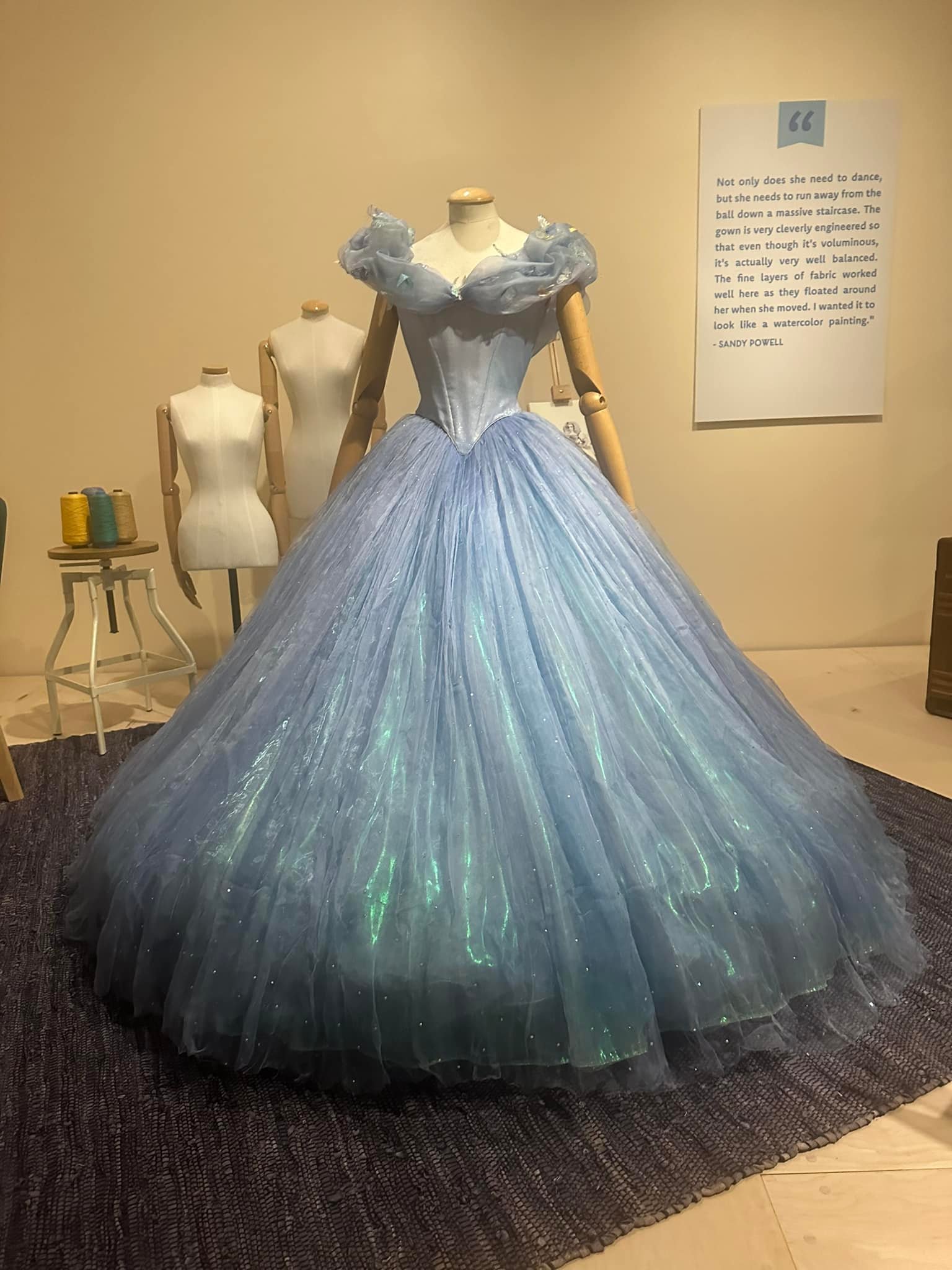 cinderella 2015 dress layers Seeing the live action in person cinderella kleid film