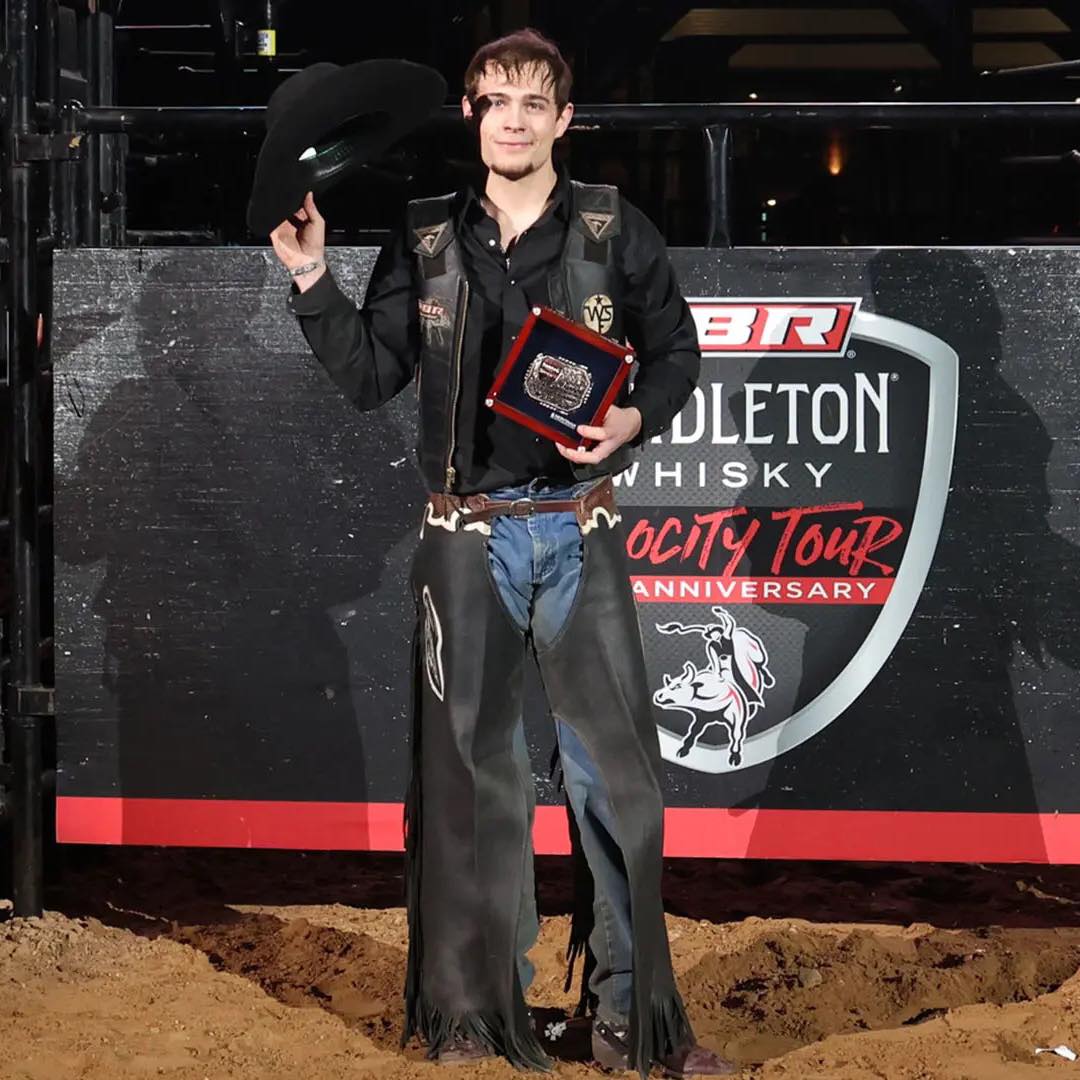 Got one rode in the first round in Eaton #Glory #To #God Double S ...