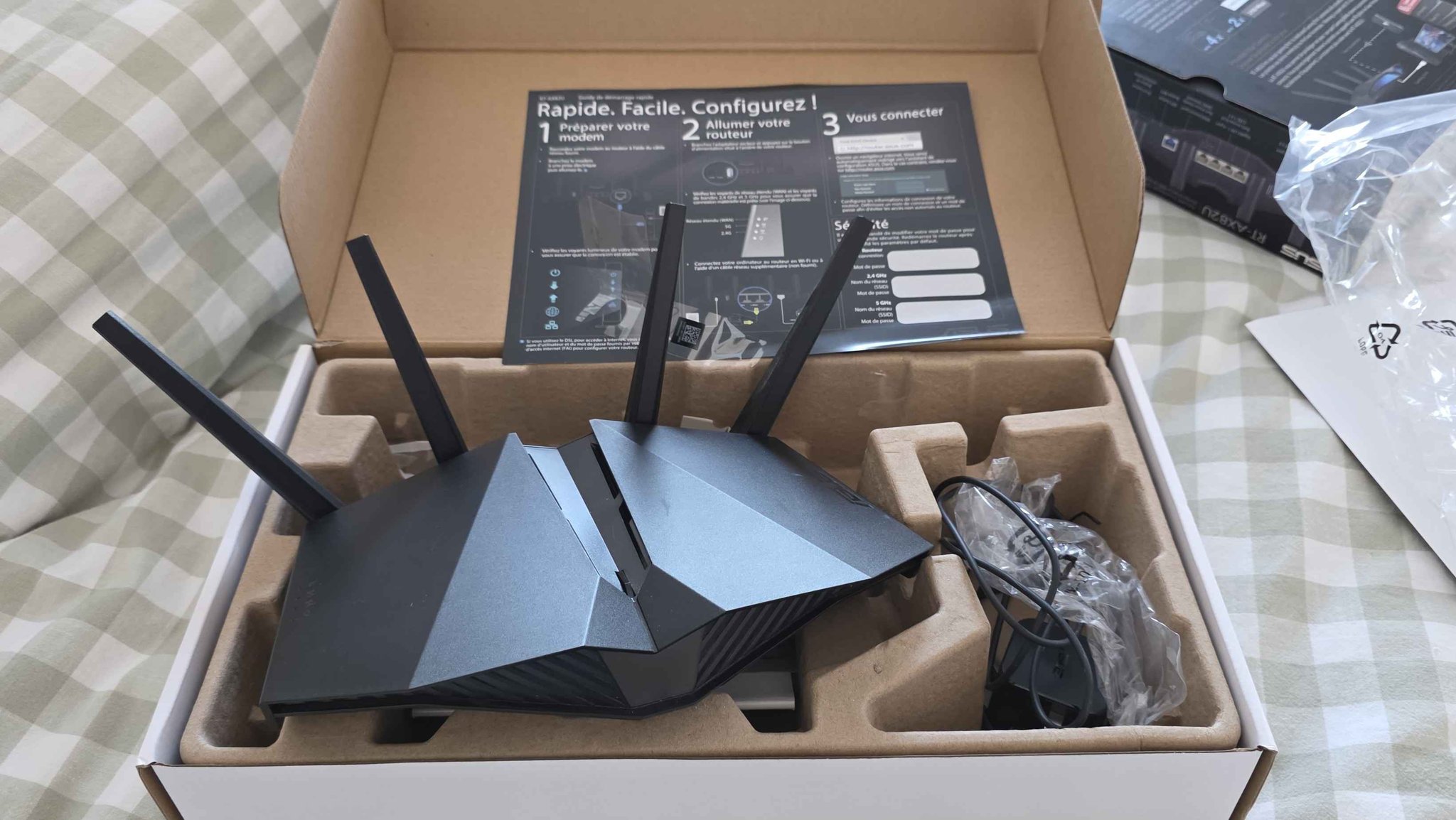 Router ASUS RT-AX82U (AX5400) - Bridges & Routers - Laval, Quebec ...