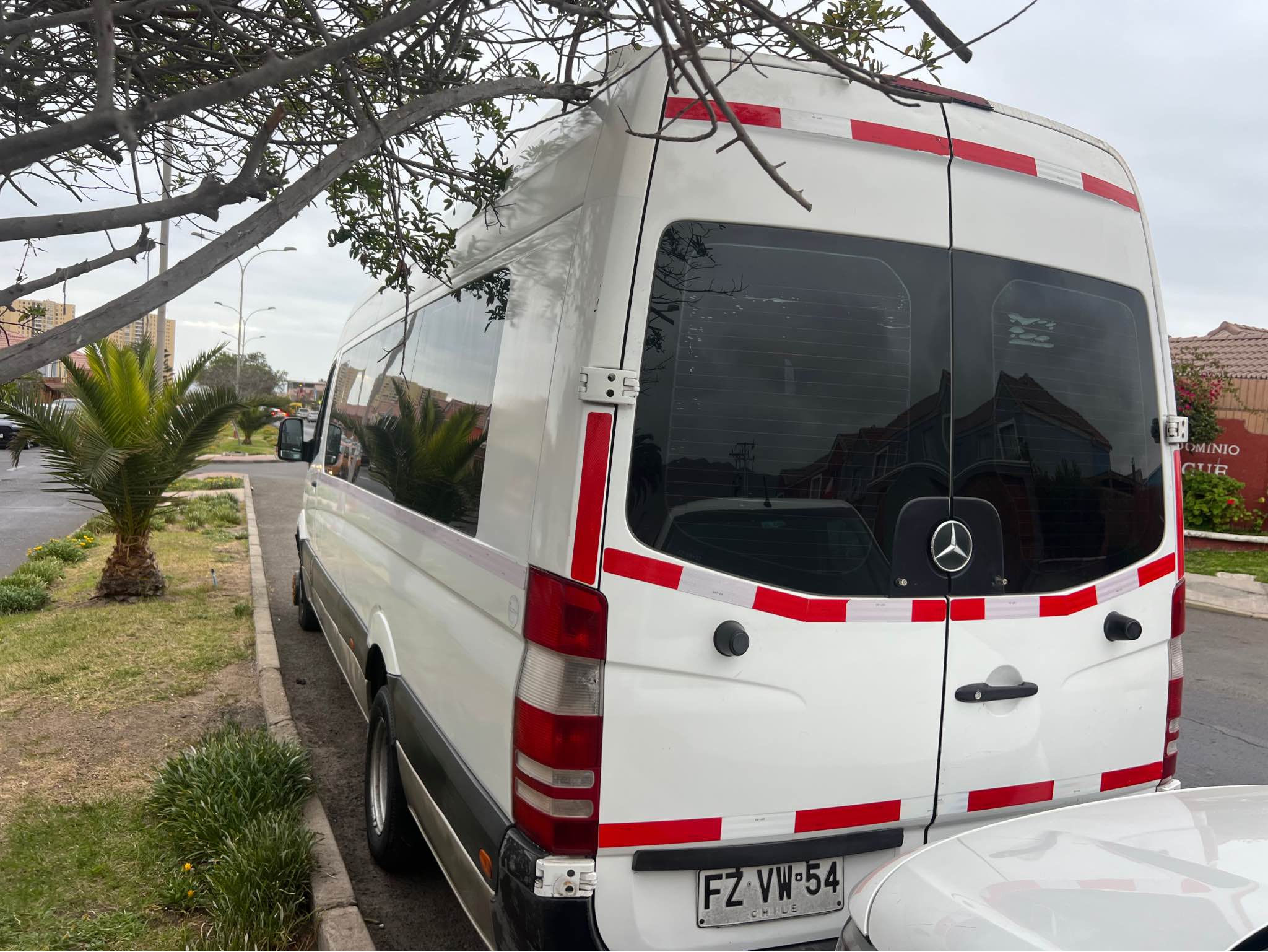 2013 Mercedes-Benz 515 transferible