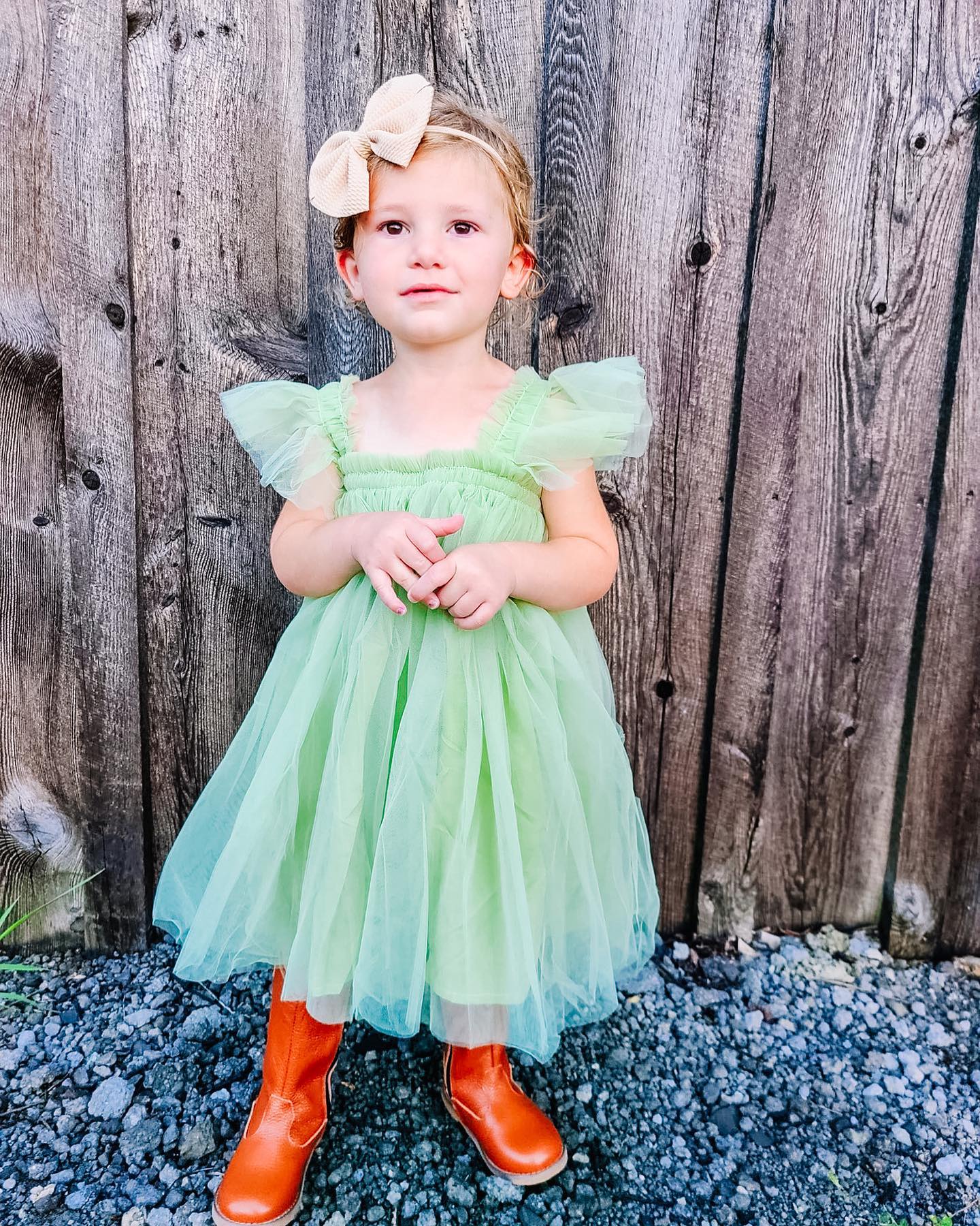 bouquet of fun dress green Ruffle-detail for a feminine and look Shell
