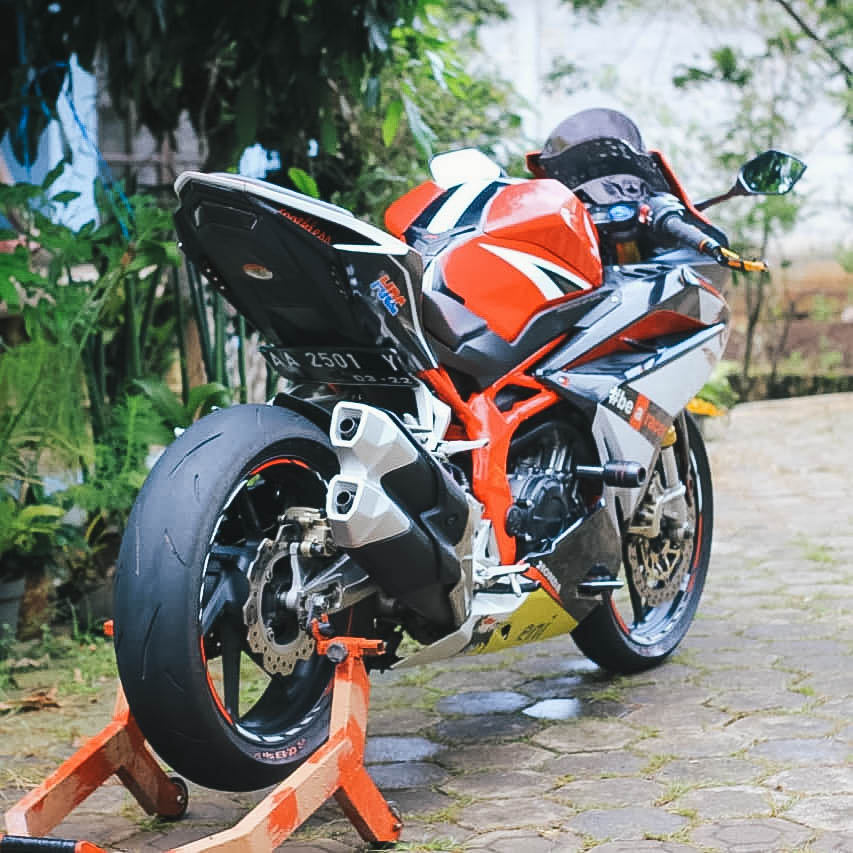 Dunlop Alpha 13 🏁 .... - Dunlop Motorcycle Tire TH | Facebook