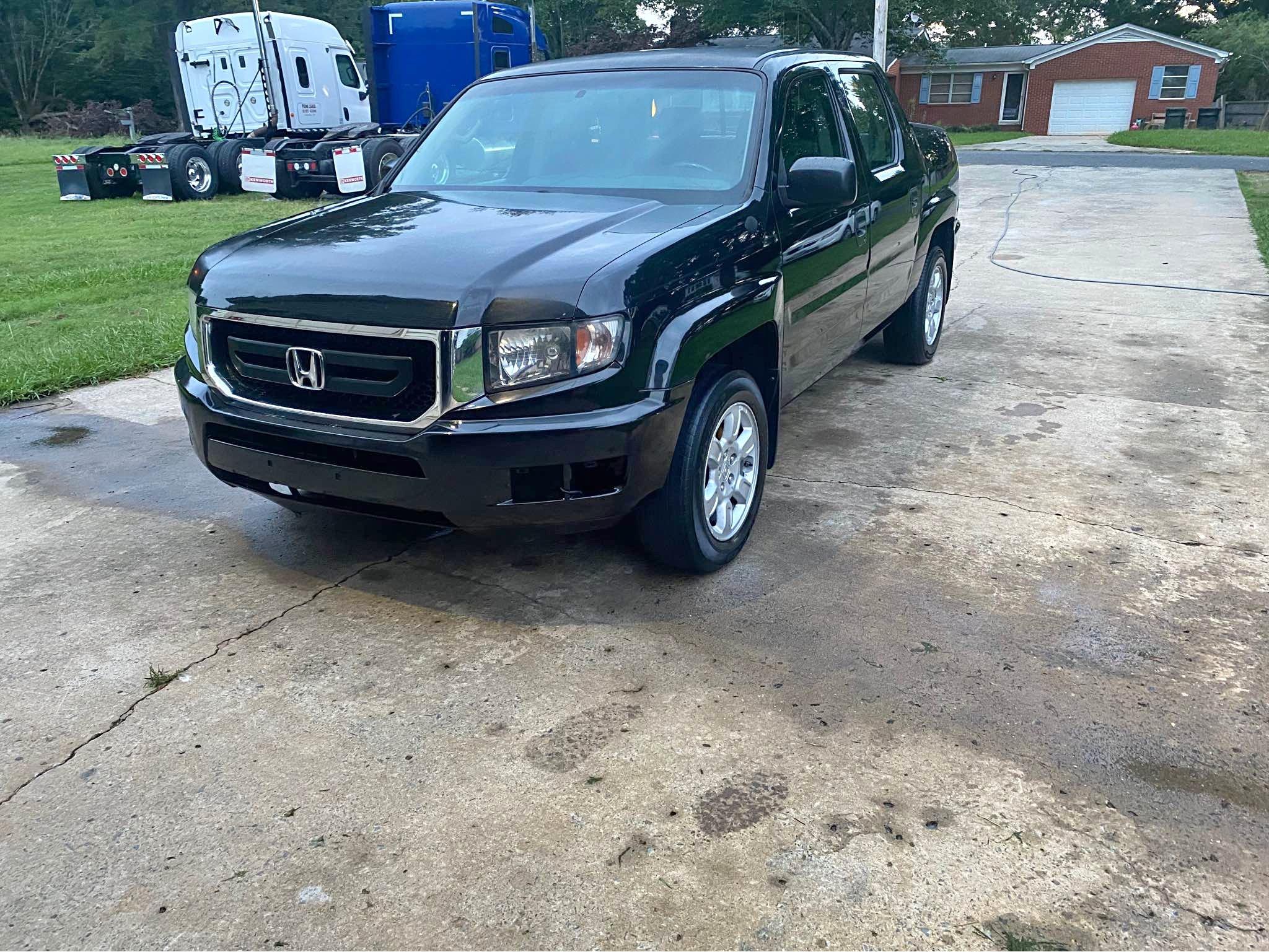 2009 Honda Ridgeline · RT Pickup 4D 5 ft