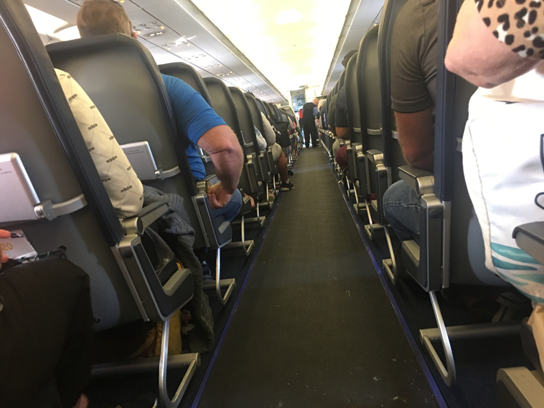 JBTwin286 - About to take flight peeps! That allow me in...