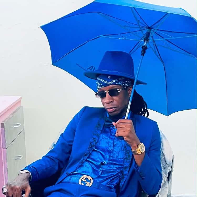 Photoshop Requests | Somebody asked me “How come yo Gucci always 2 ...
