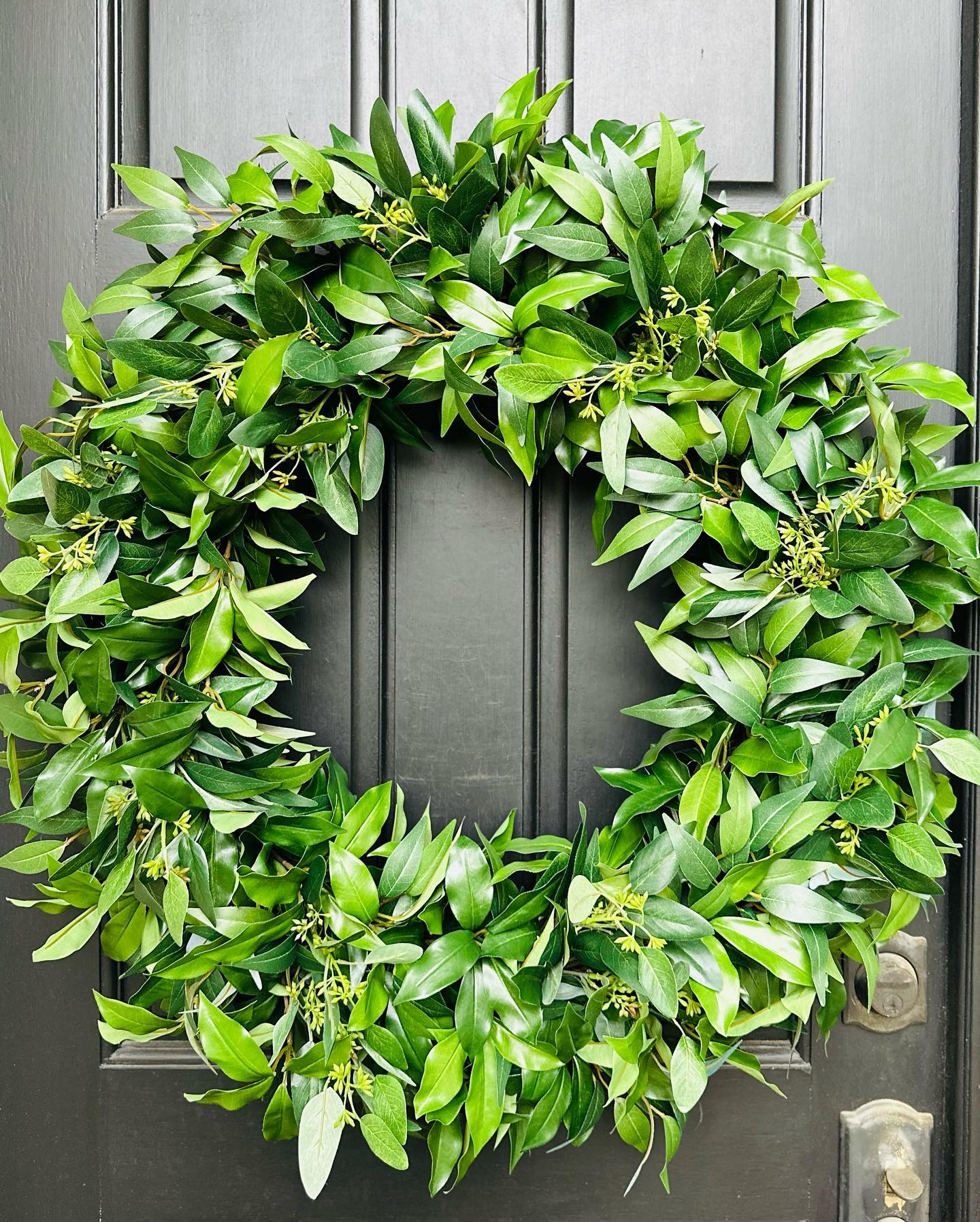 This stunning 32 inch custom modern... - LB Wreath Designs | Facebook