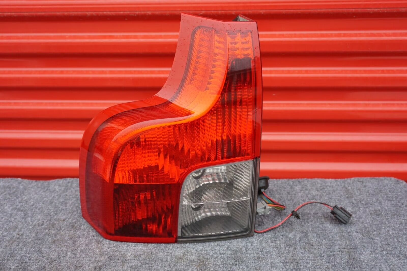Used Lower Left Tail Light Lamp For 2007-2012 Volvo XC90 – Driver Side