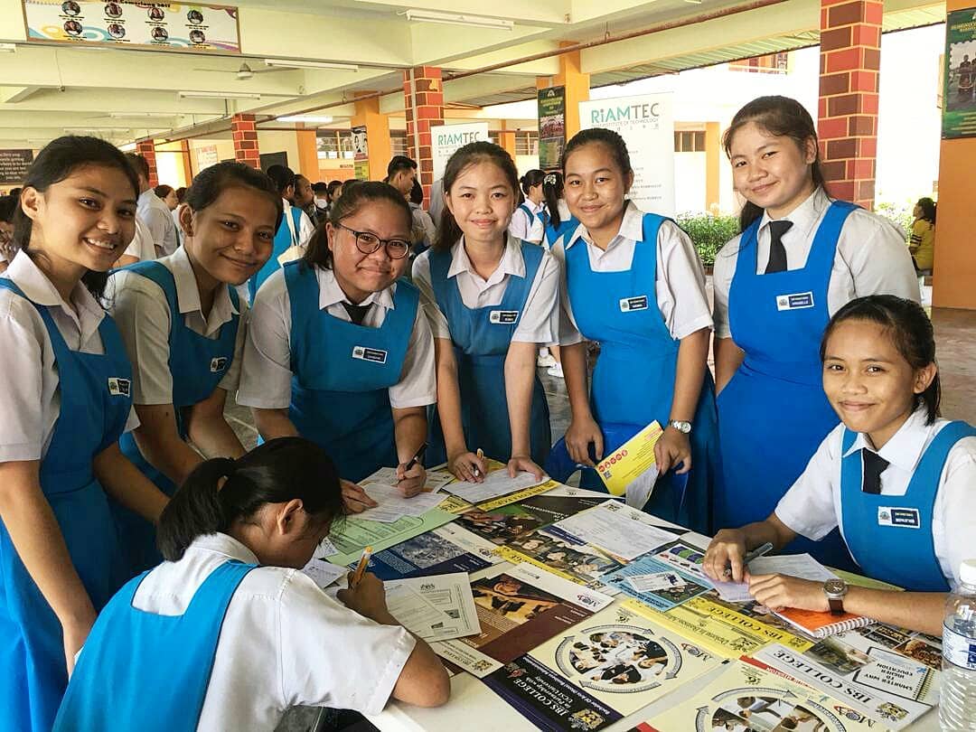 Ibs College Education Fair At Smk Taman Tunku Miri Facebook
