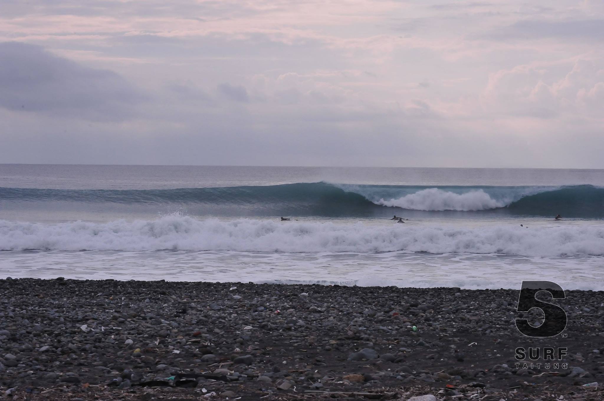 要衝好浪，很簡單！但‧‧‧‧‧‧每個人對於好浪的... - 台東衝浪店 Taitung Surf Shop & Hostel