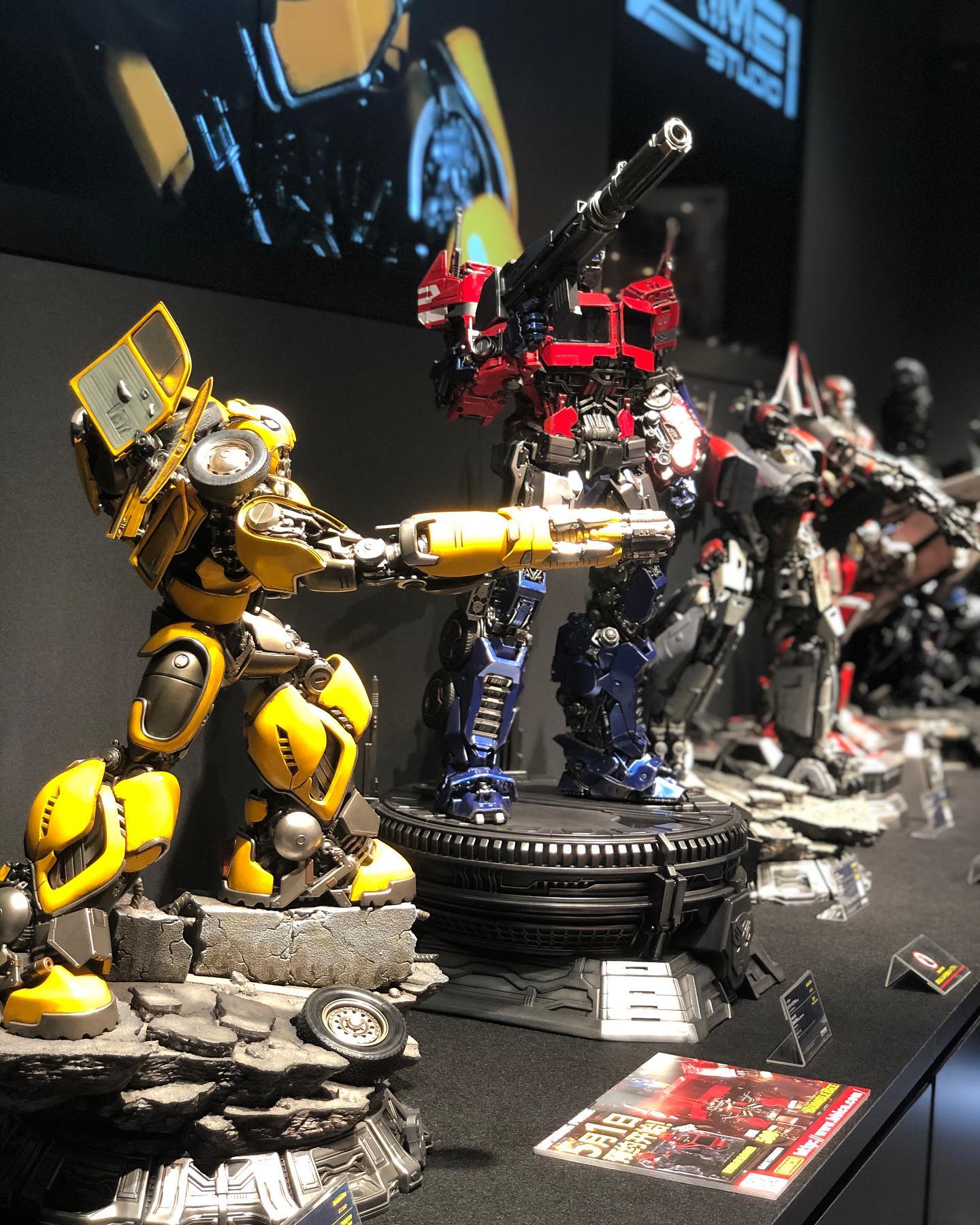 Prime - Transformers: Bumblebee series #bumblebee #optimusprime 
