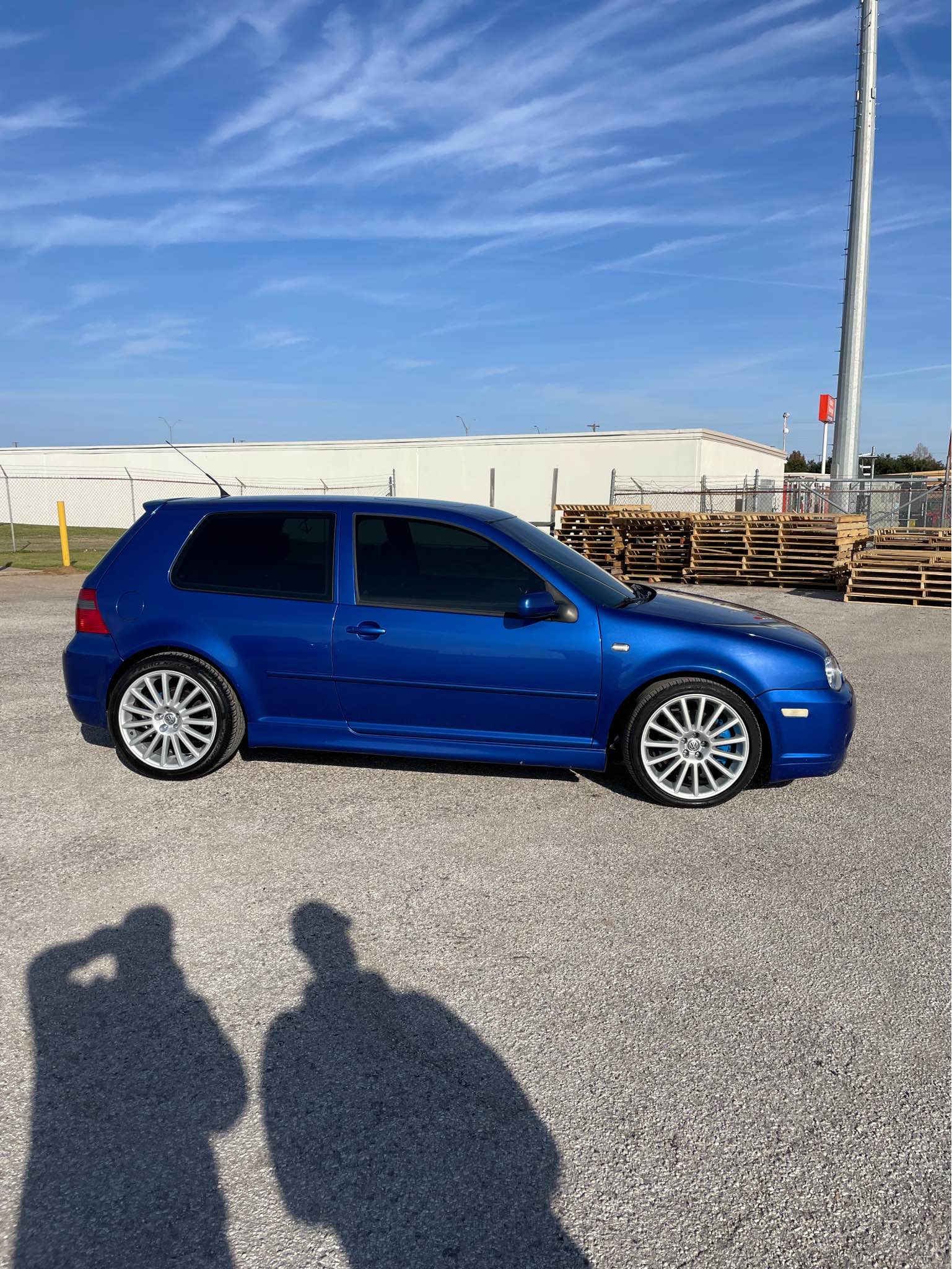 2004 Volkswagen R32 · Hatchback 2D