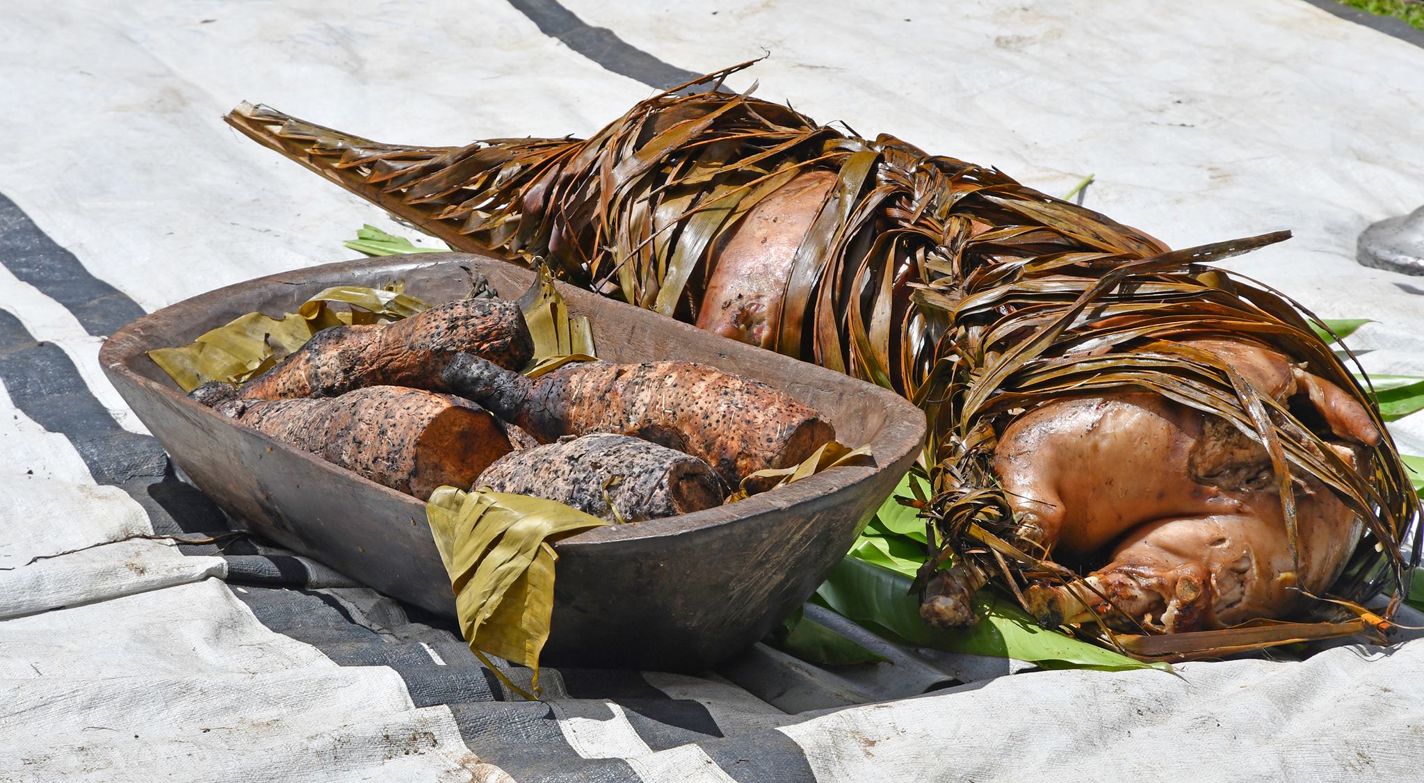 Fiji Government - The wase-ni-yaqona vakaturaga presented to Prime ...