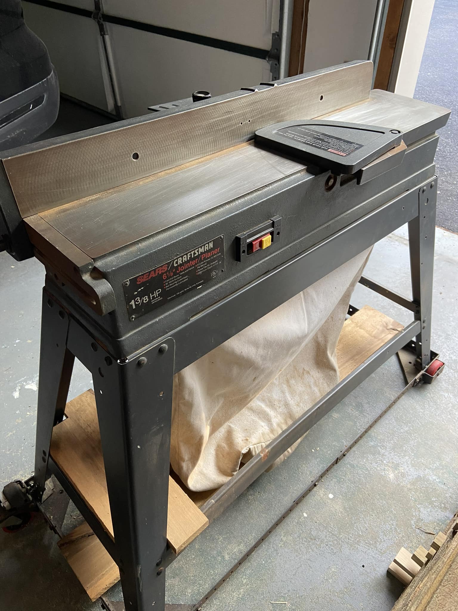 Replaced busted jointer with Craftsman Professional 6-1/8-in