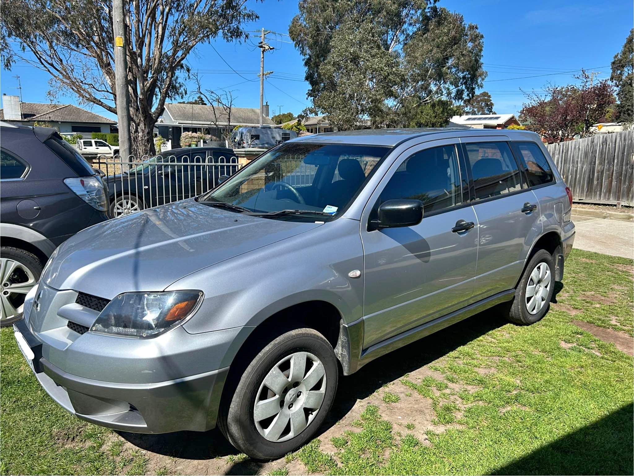 2004 Mitsubishi Outlander