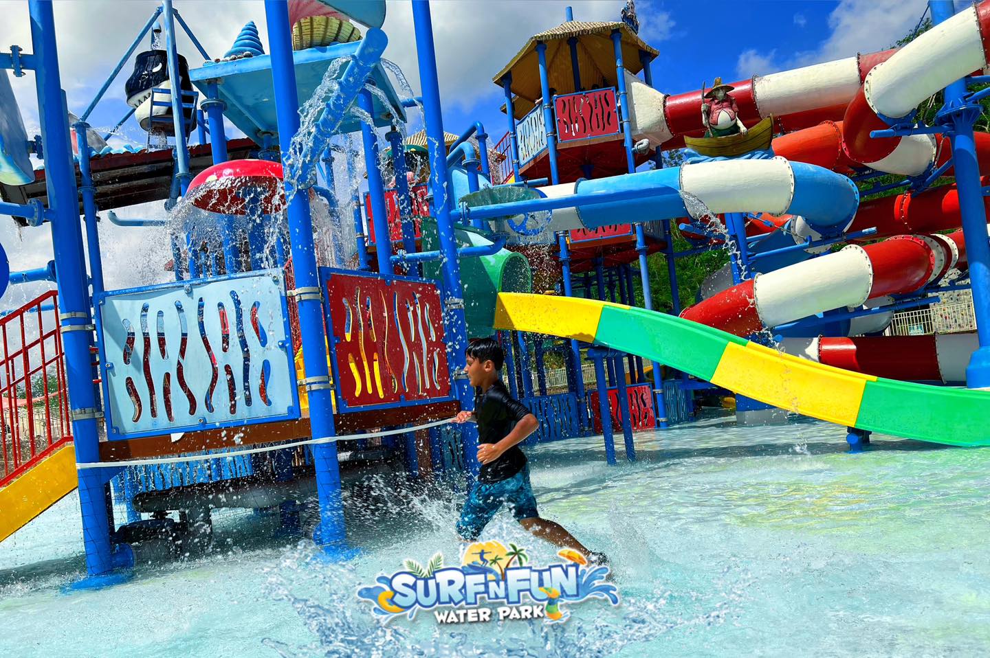 ☀️#DomingoDivertido en... - Surf N Fun Water Park