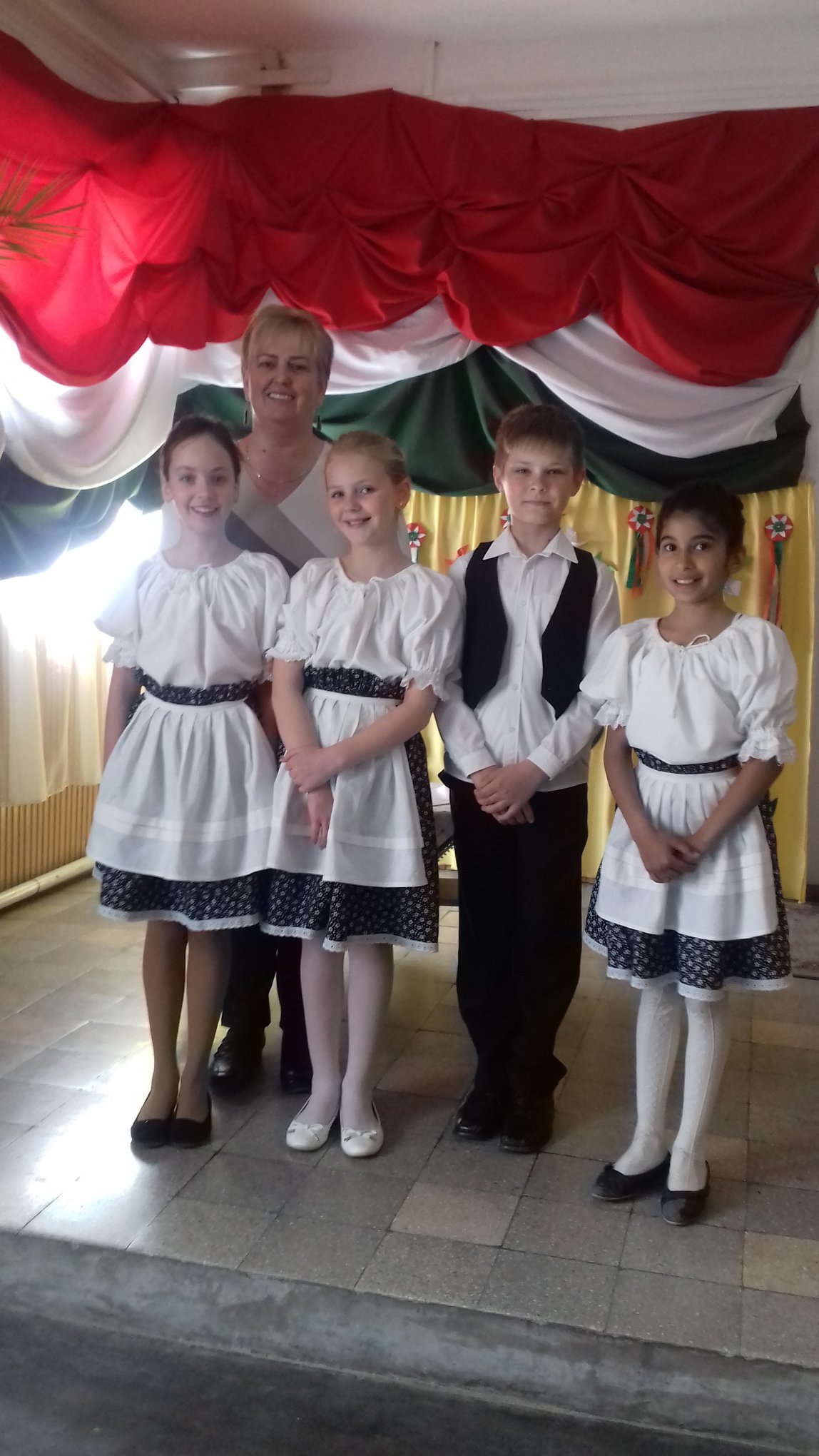Kisgyőri Általános Iskola - A felsőzsolcai népdaléneklési versenyen ...