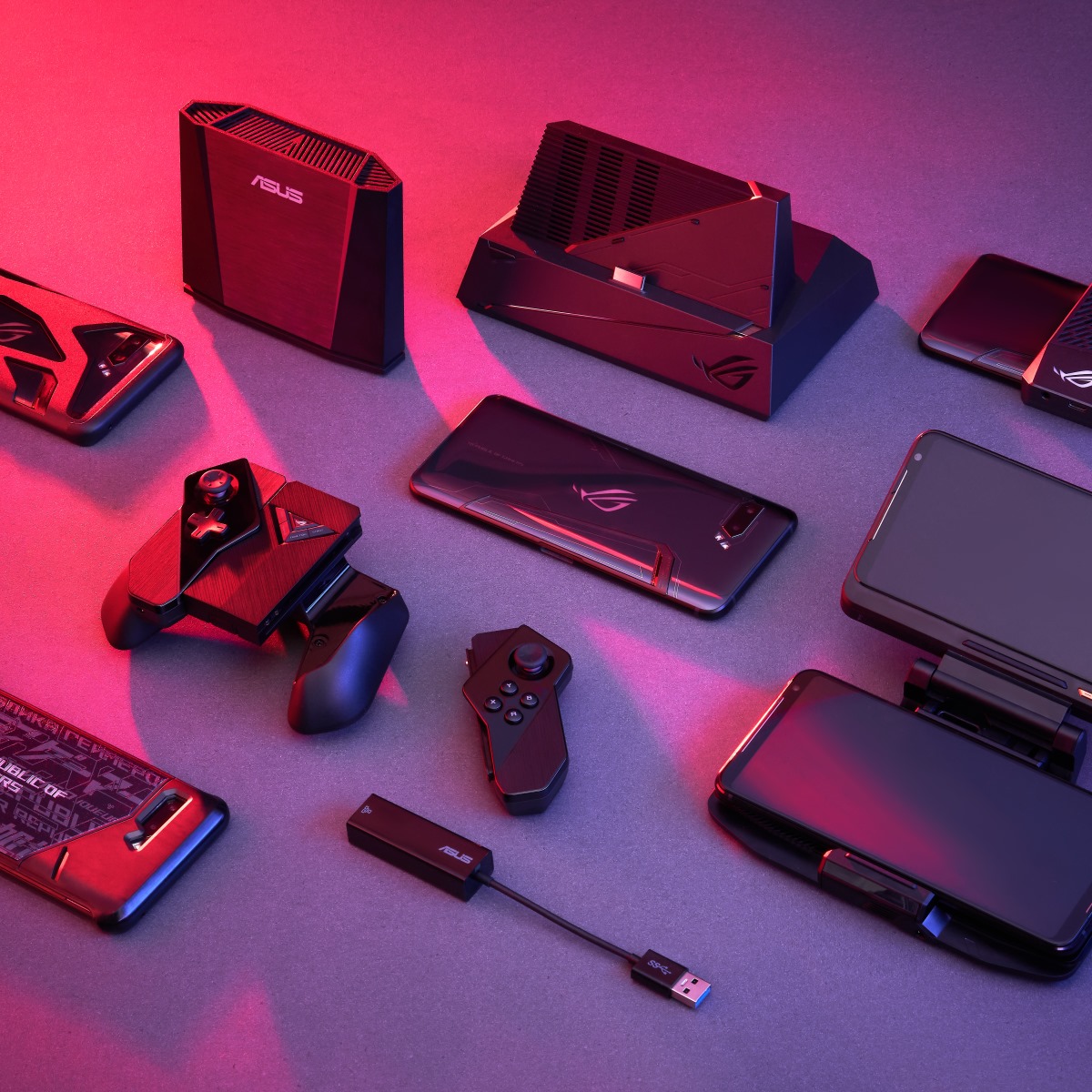 Introducing the ROG Phone II Super Pack. 🧳 Get your hands on this