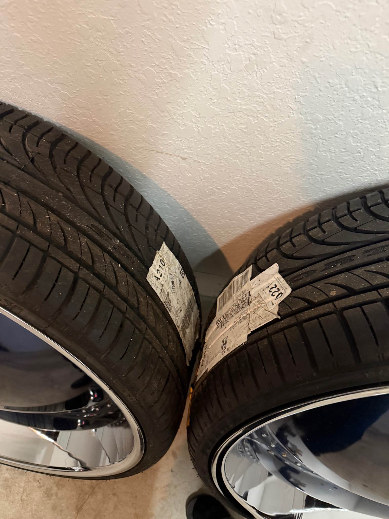 28in dub floaters - Car Wheels, Tires & Parts - Sarasota, Florida ...