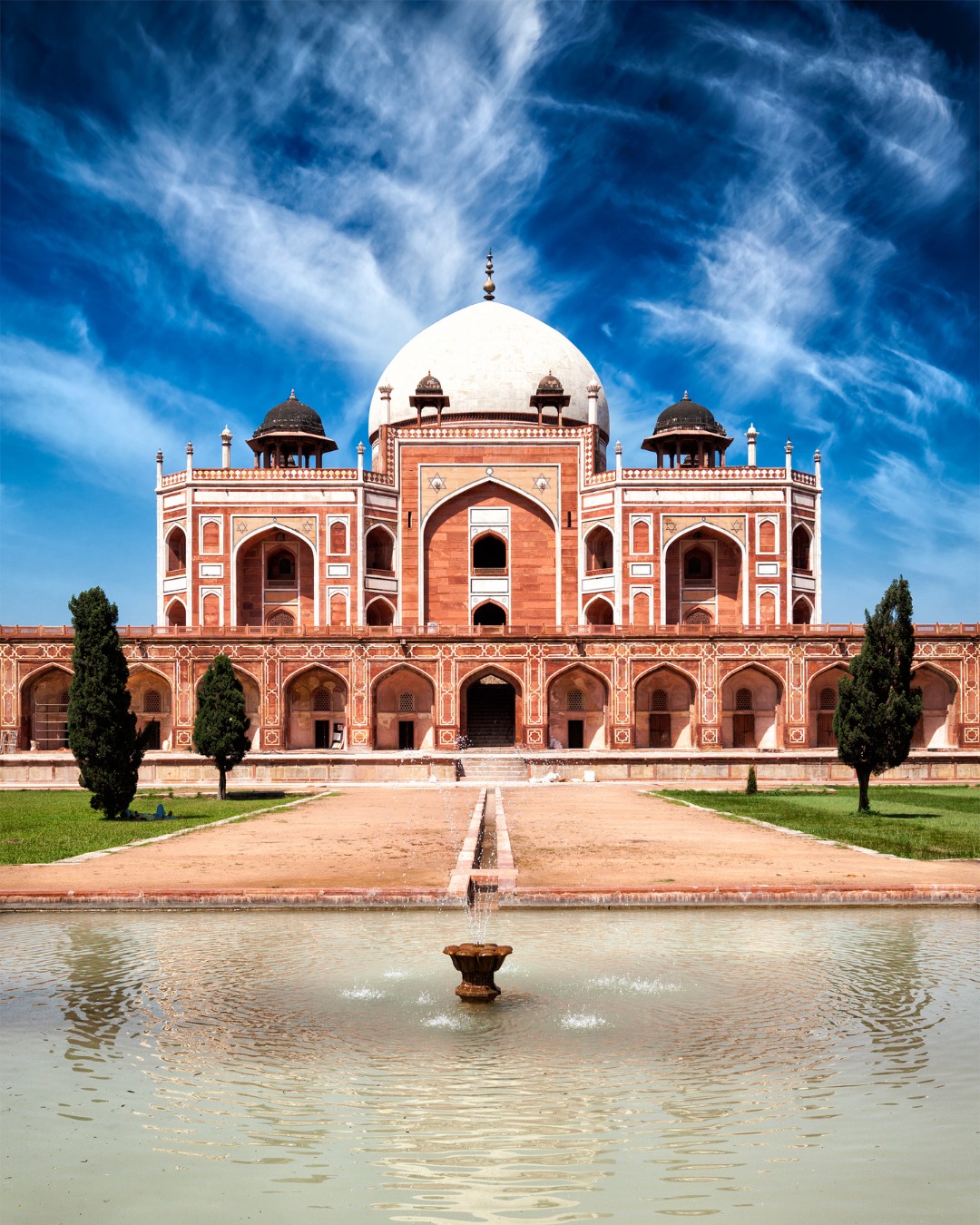 Boundless Explorism - Humayun's tomb is the tomb of the Mughal Emperor ...