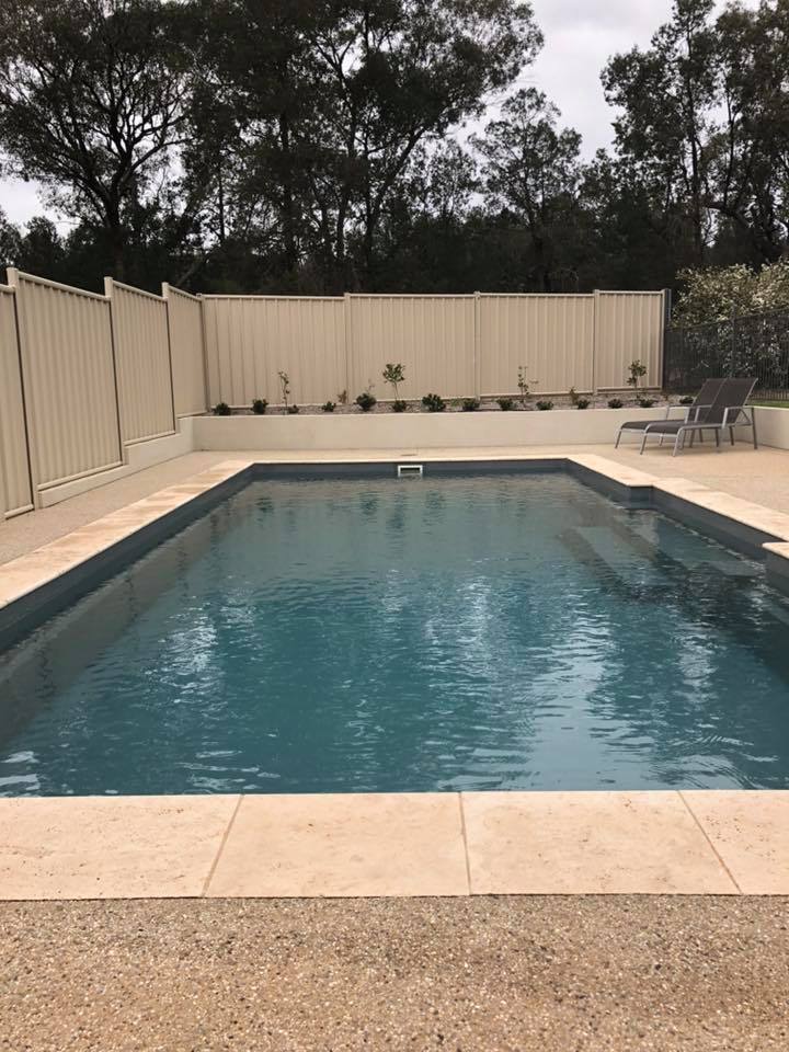 J & H Pools