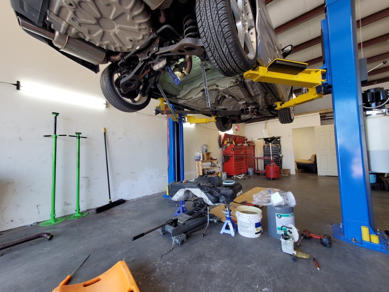 Paramount Auto Clinic | Englewood FL