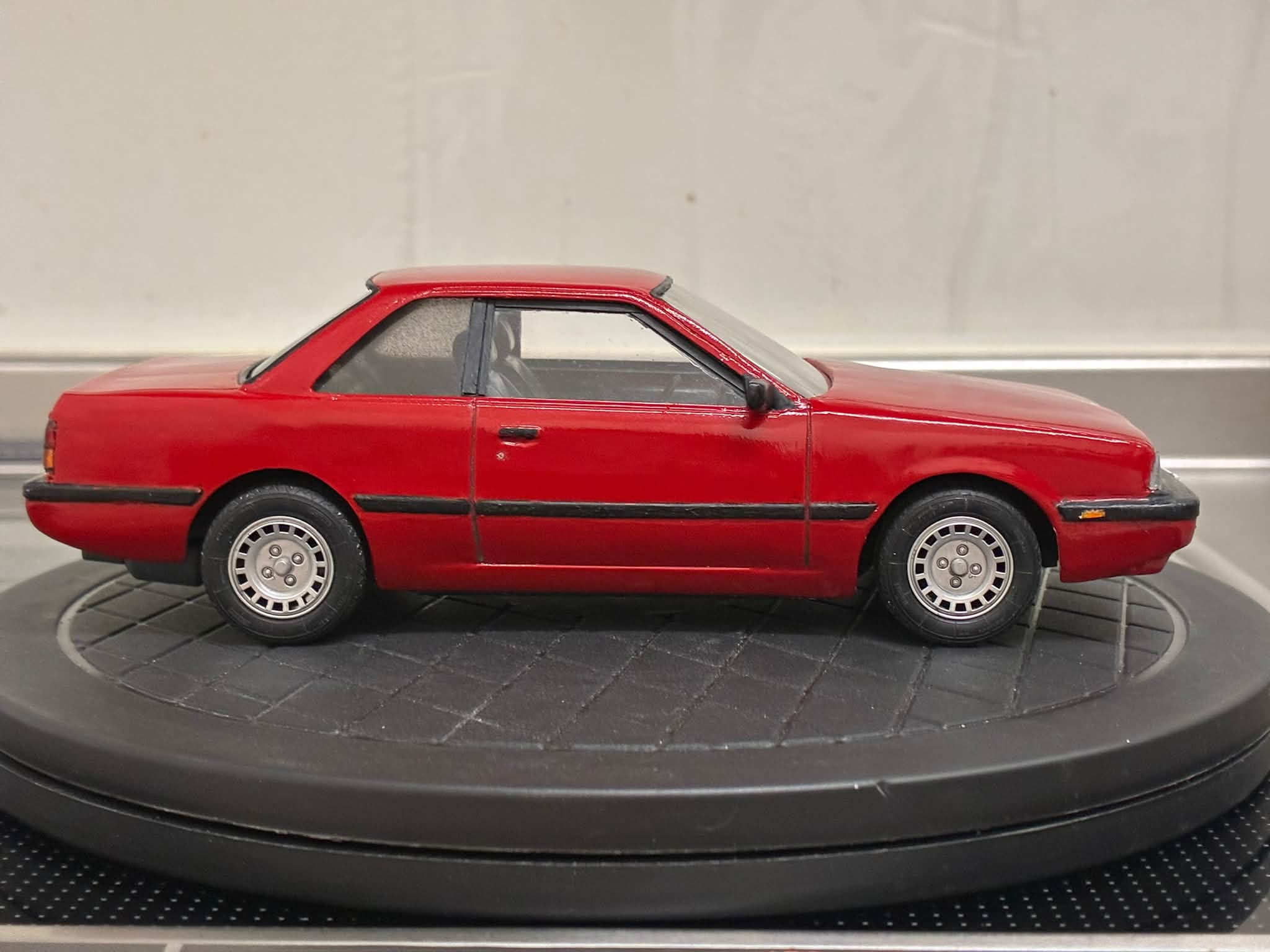 バンダイ1/16 ポルシェ924ターボ