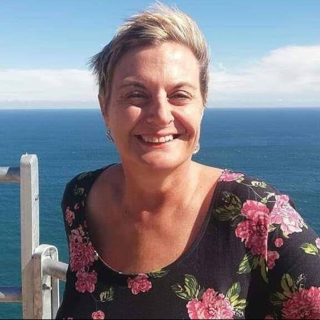 Charlie Hofmeyr - Juffrou Heloise Mostert verjaar vandag....