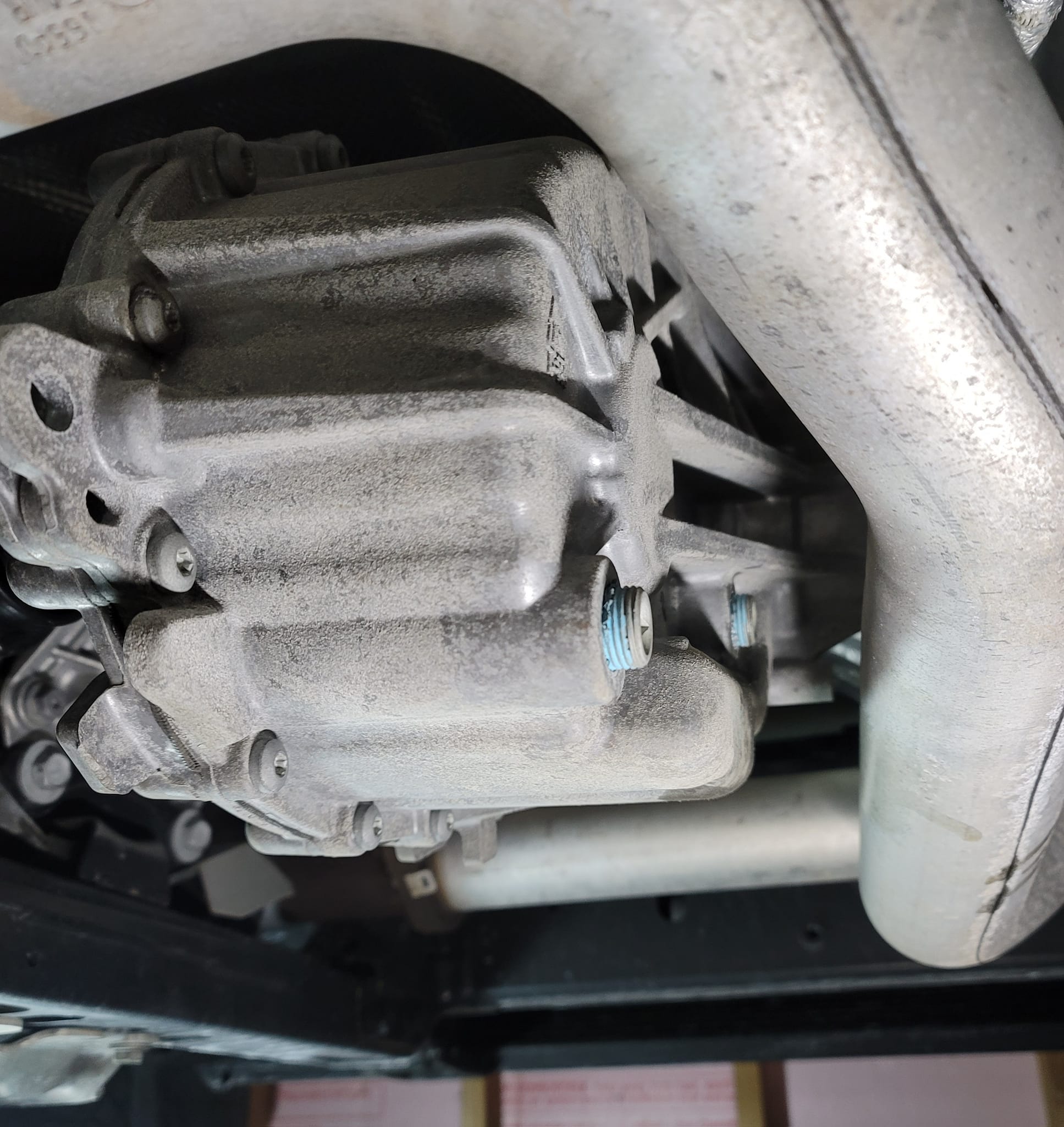 Removng and replacng transfer case dran plug ? : r/JeepLberty