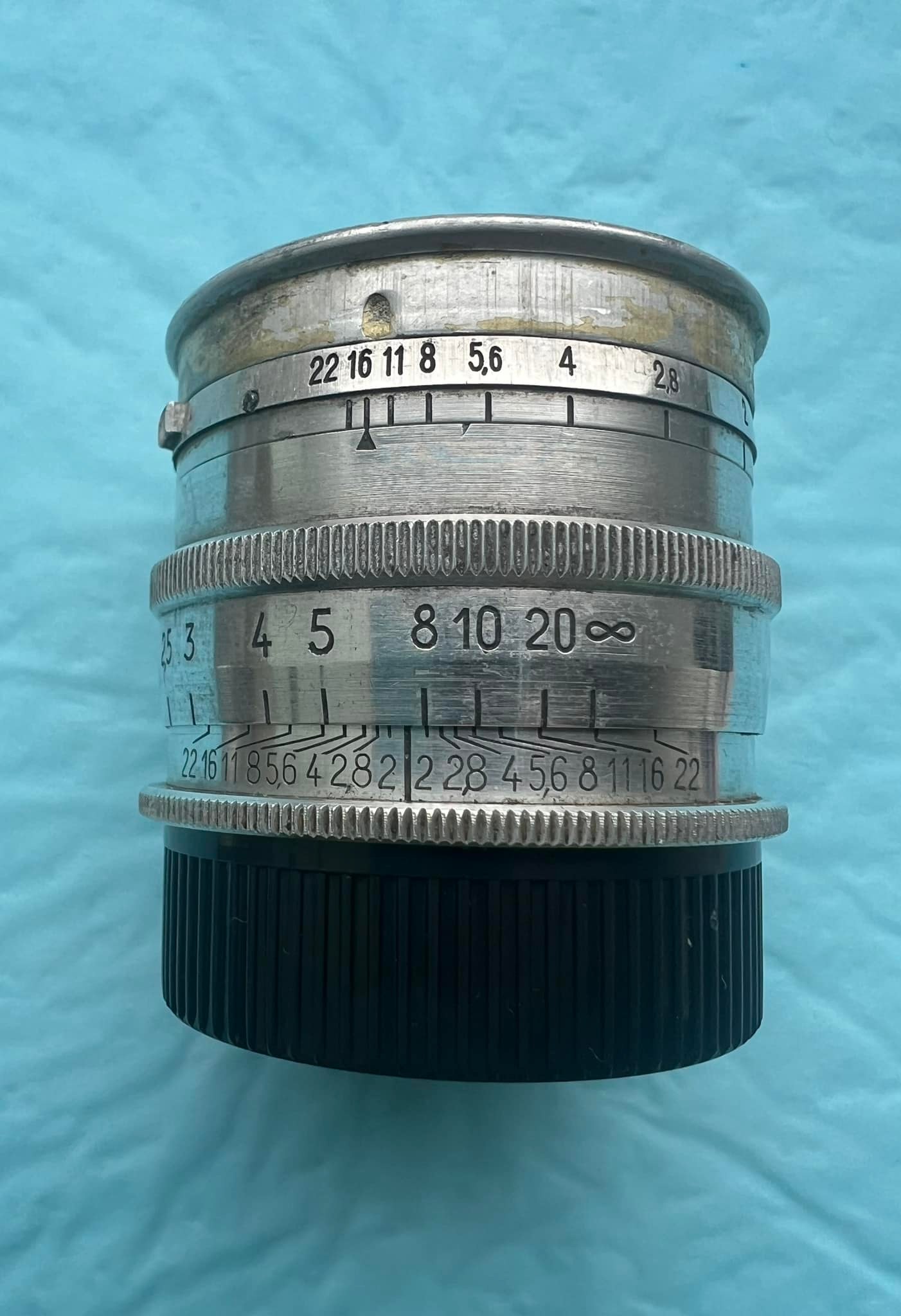 Is Zeiss Sonnar 5cm f2 an original LTM mount?