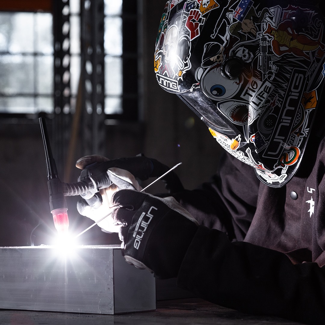 UNIMIG - TIG weld Aluminium with the RAZOR TIG 200AC/DC