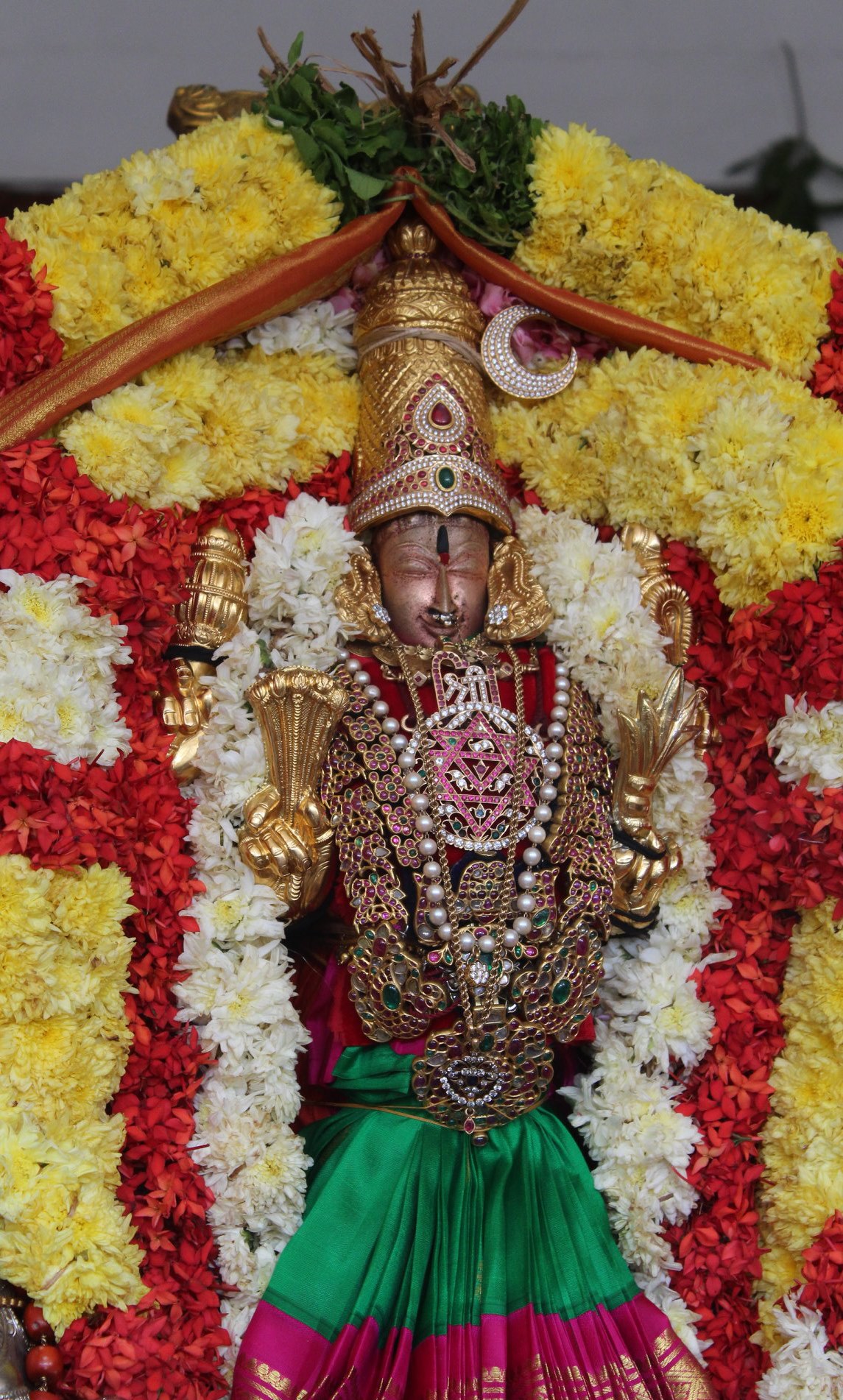 Some Stotras like #AdiSankara... - Kanchi Kamakshi Temple | Facebook