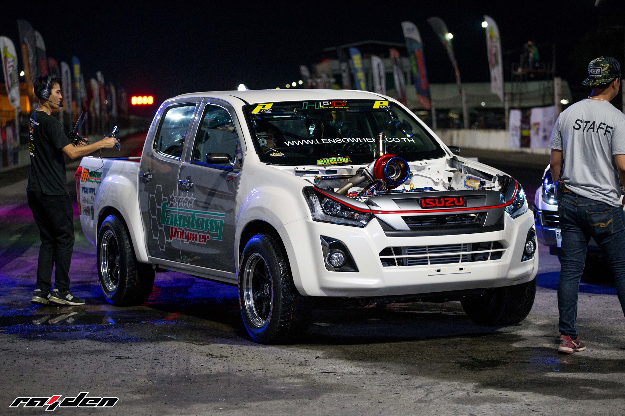 ใจซิ่งวิ่งผจญภัย เร็วได้ชัยสิแน่นอน... - Lenso & Raiden Tires