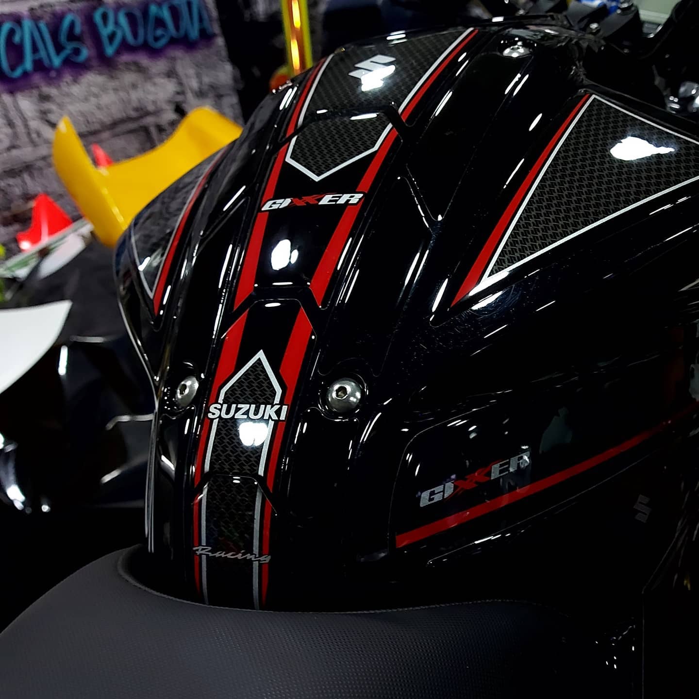 Rider Decals Bogota added a new photo. - Rider Decals Bogota
