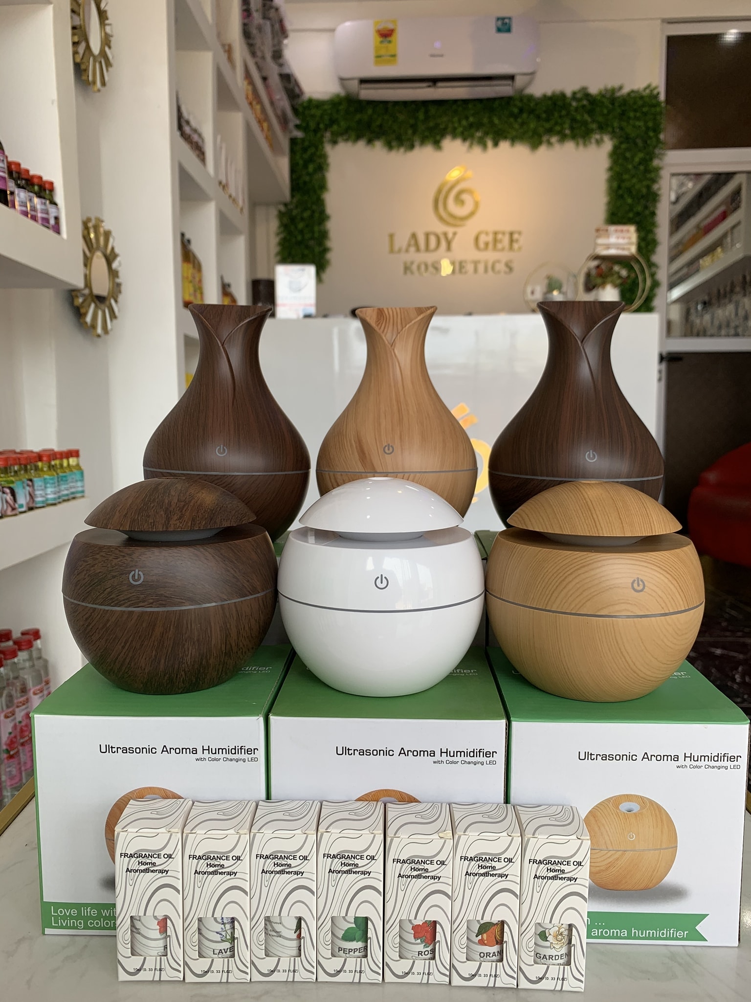 Lady Gee Kosmetics - DIFFUSERS AND HBO ESSENTIAL OILS NOW AVAILABLE😍 ...
