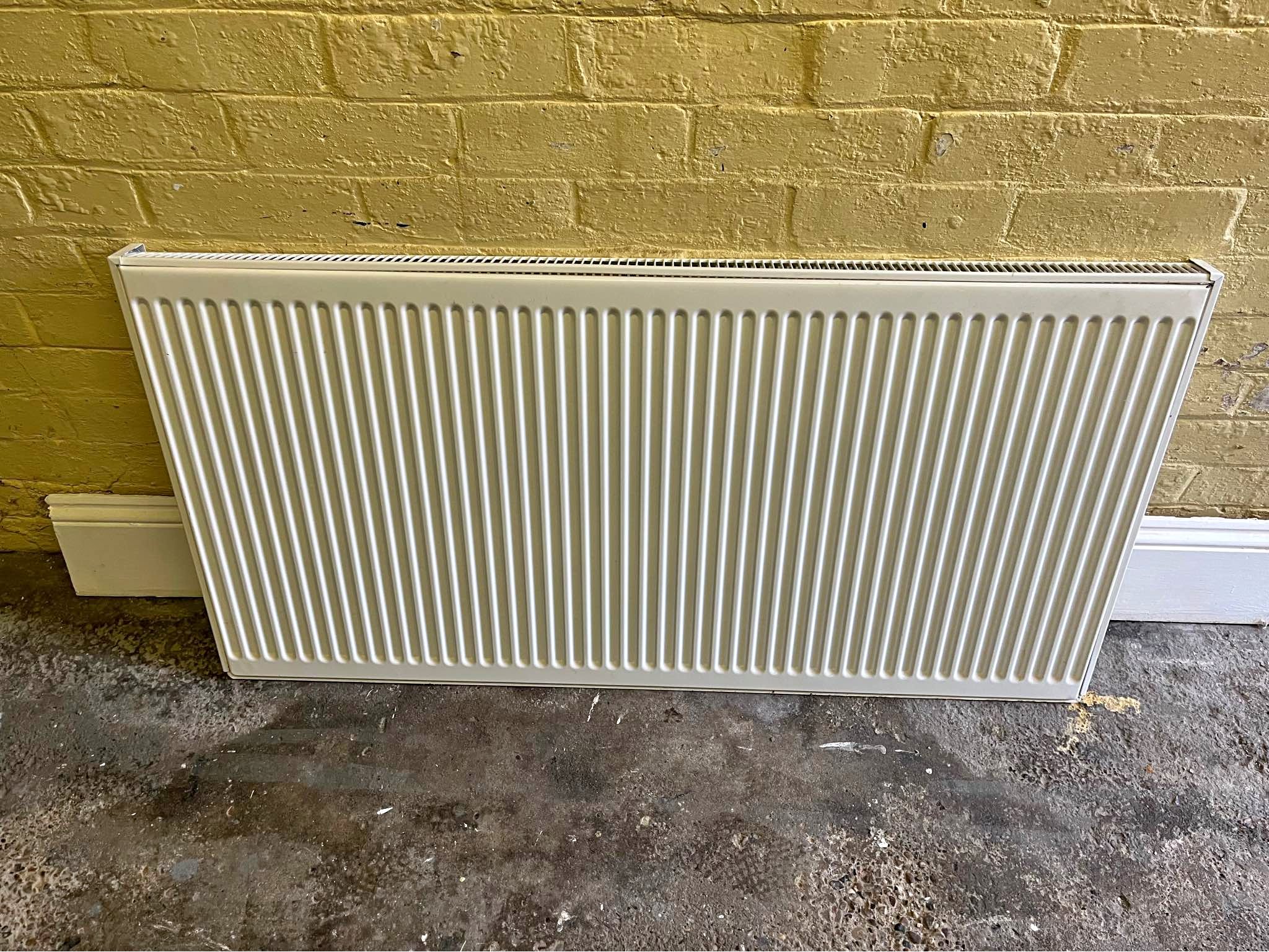 Radiator 120cm x 600cm - Space Heaters - Draycott, Nottingham, United ...