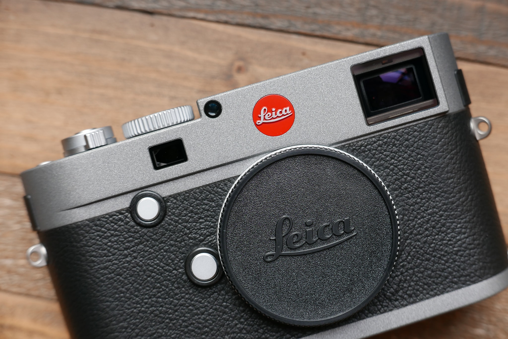 Fotopia - Brand New Leica M-E (Typ 240) More on: http://www.fotopia.com ...