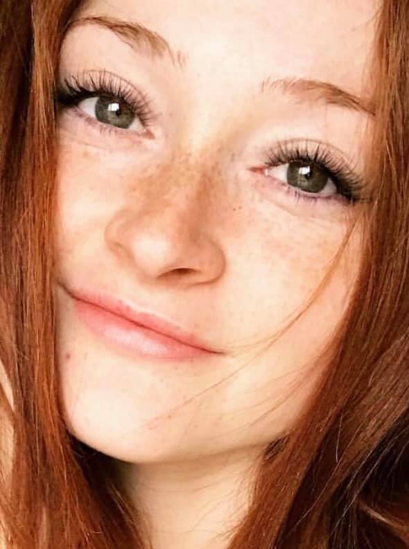 @sheradindin is wearing Luxury Mascara... - Just for Redheads