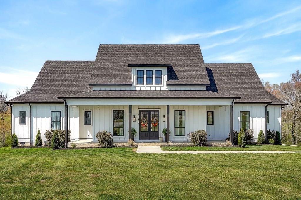✨ RARE FIND in Cookeville! ✨ Move-in ready and sitting on TWO