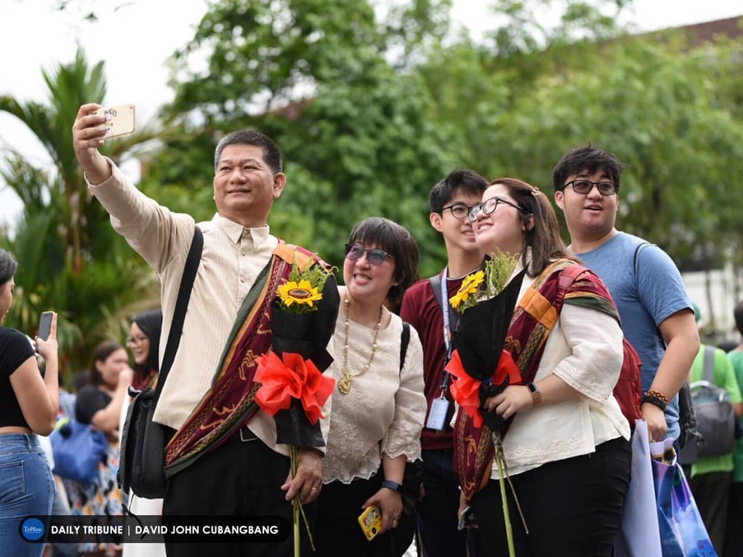 Daily Tribune - Scenes from @Official_UPD graduation day...