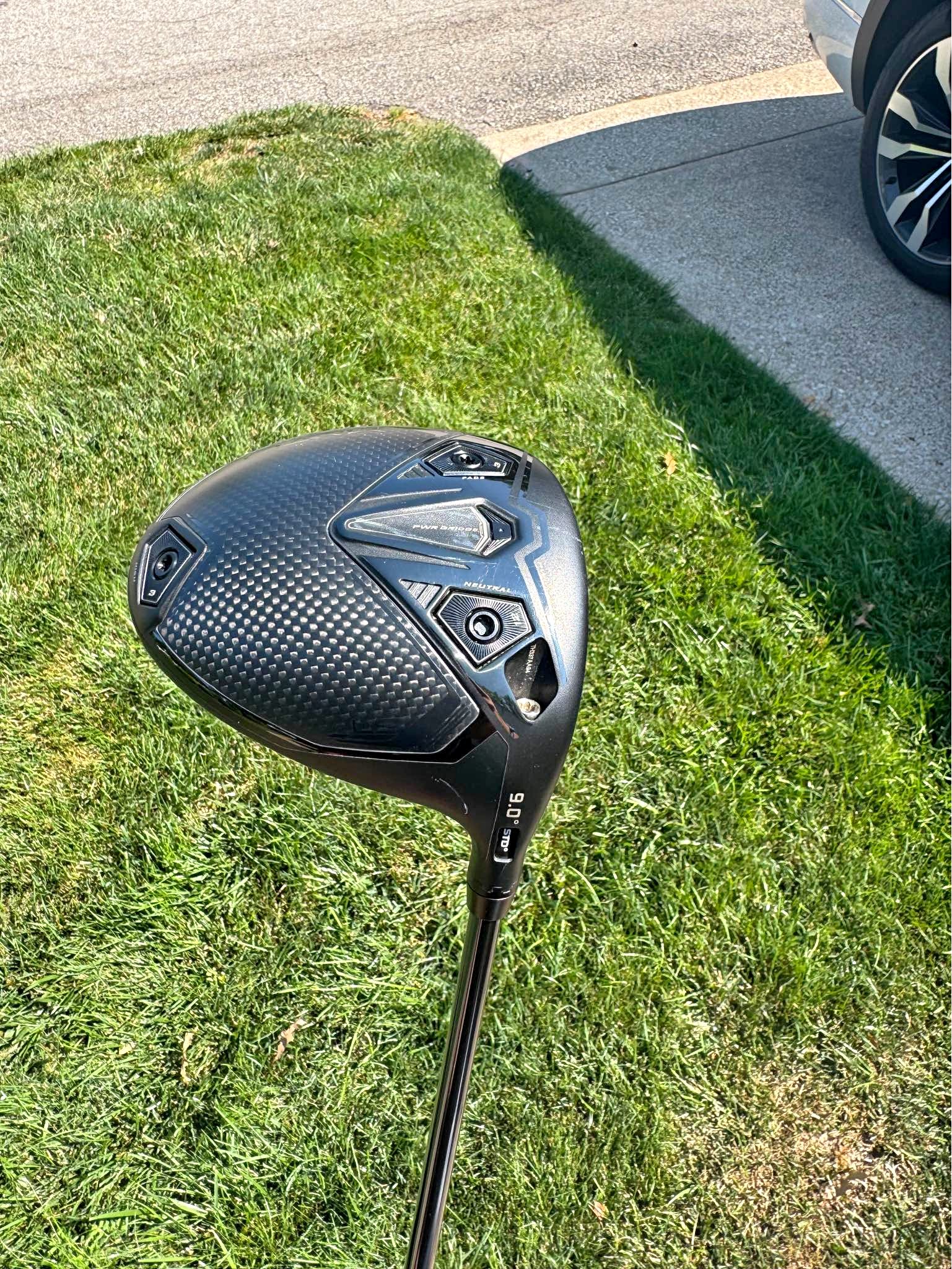 Cobra Darkspeed LS Driver 9.0° - UST Mamiya LINQ Stiff - Excellent