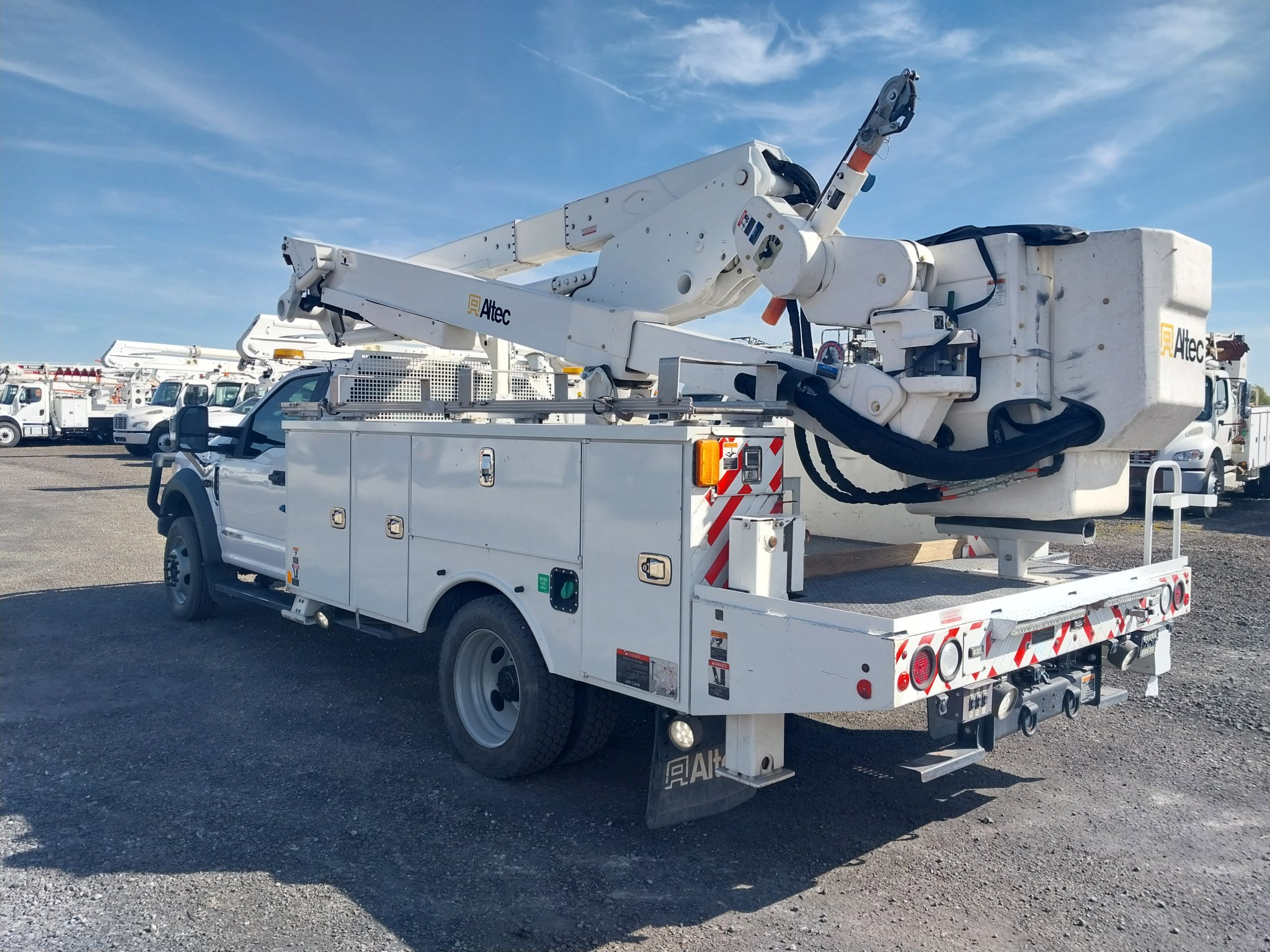 2020 Ford F550 Altec AT48M 52' Reach! rare material handler bucket ...