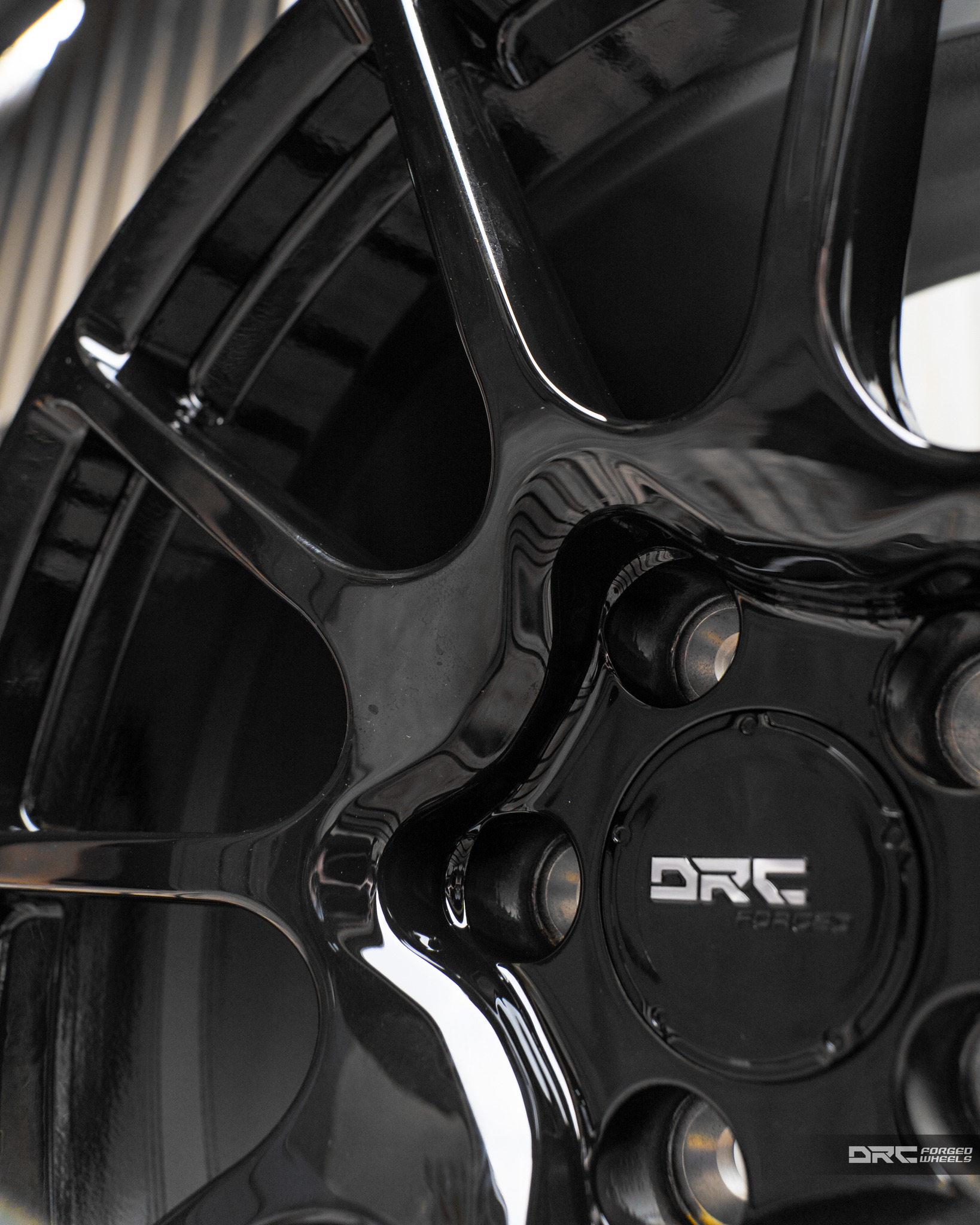 MOMO ROTARY FORMED - OFFICIAL STORE RF-06 Front & Rear 20x8.5 ET40 