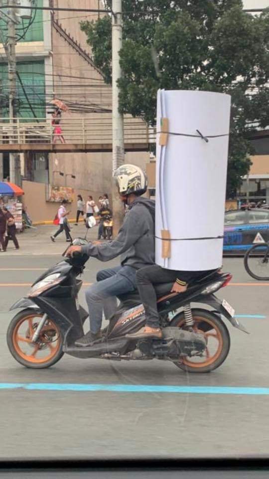 Pinoy Memes - Delivery truck: P2,500 ️ Angkas: P80 ️ | Facebook