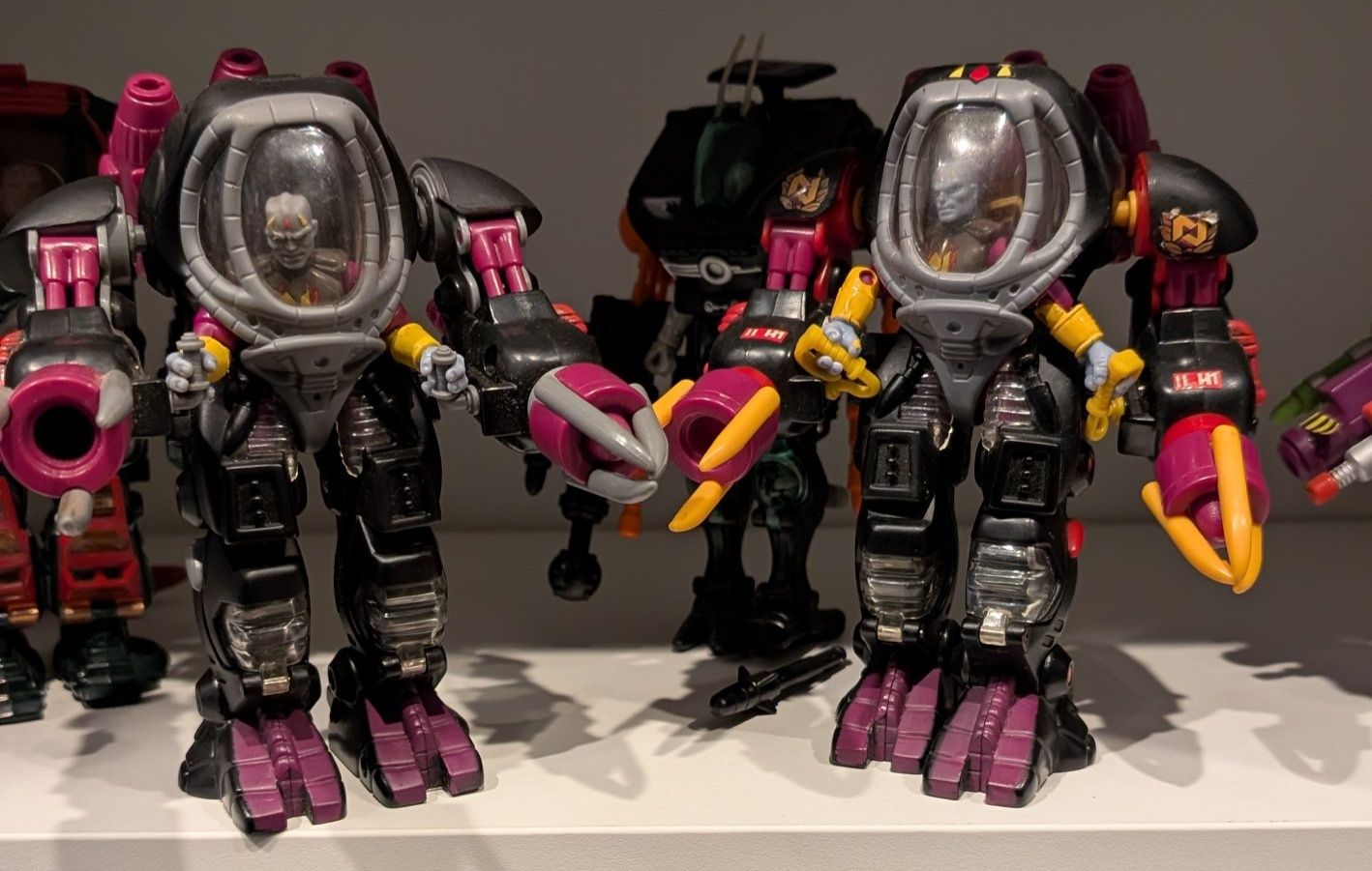 1995 Playmates Exosquad General Draconis with Interrogator E-Frame
