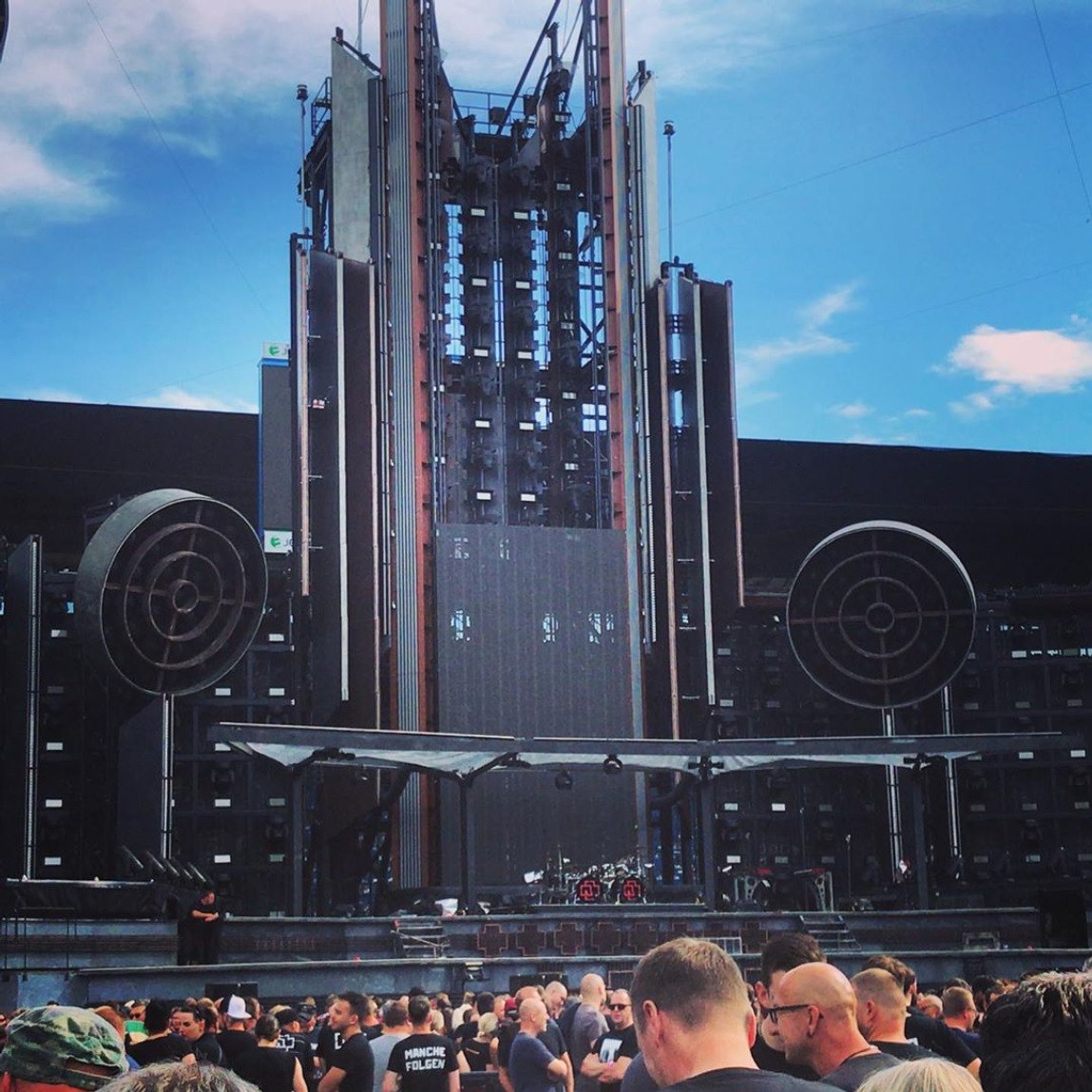 Planet Rammstein - #rammstein #ostseestadion #tour2019 #puppe #engel # ...