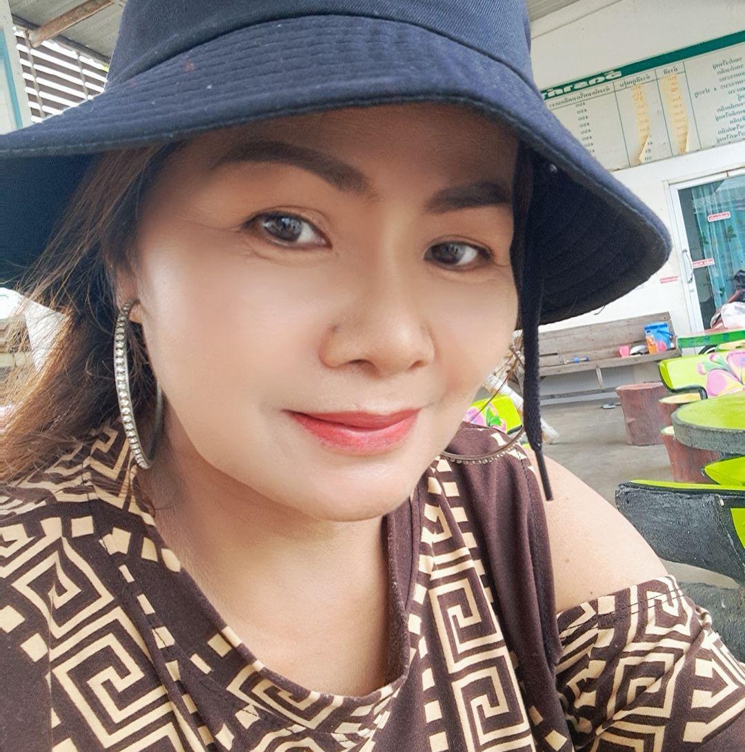 Parnee Mam Kombor