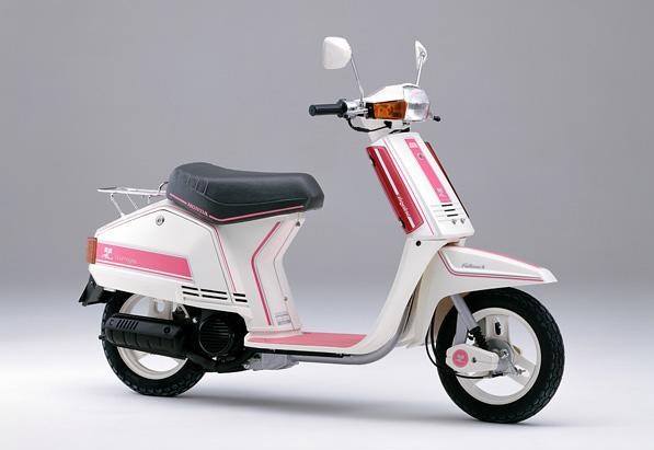 今日3/16はクレージュ・ #タクト の誕生日！／🛵 1983年のこの日