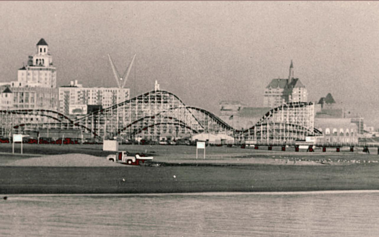 Historic Long Beach Pike in the 1950s
